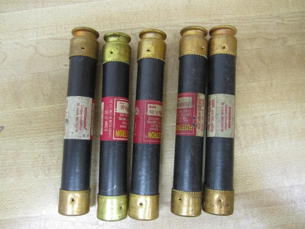 Bussmann FRS-R-30 Fusetron FRSR30 Fuse (Pack of 5)