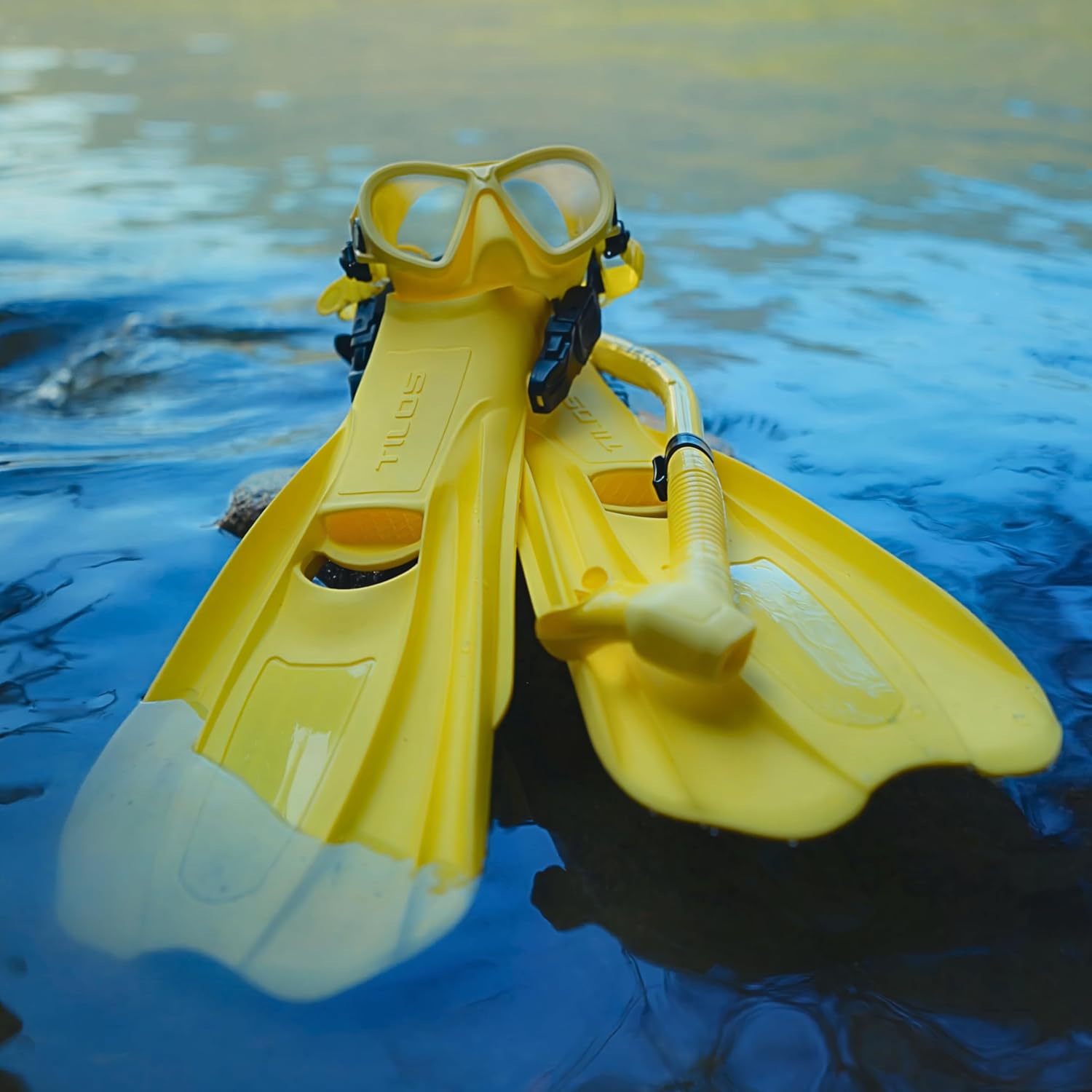 Tilos Hi-Flow 2 Semi-Dry Snorkel | Ultimate Water-Deflecting Breathing Tube for Scuba & Snorkel | Dual Channel Technology & Quick-Release Keeper