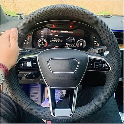 Amazon Co Jp 車のハンドル カバー Diy 手縫いレザーカーボンファイバー車のステアリングホイールカバーに適用するa4 A6l A3 Q3 l Q2l Q5 カーインテリアアクセサリー 滑り止め 色 17 車 バイク