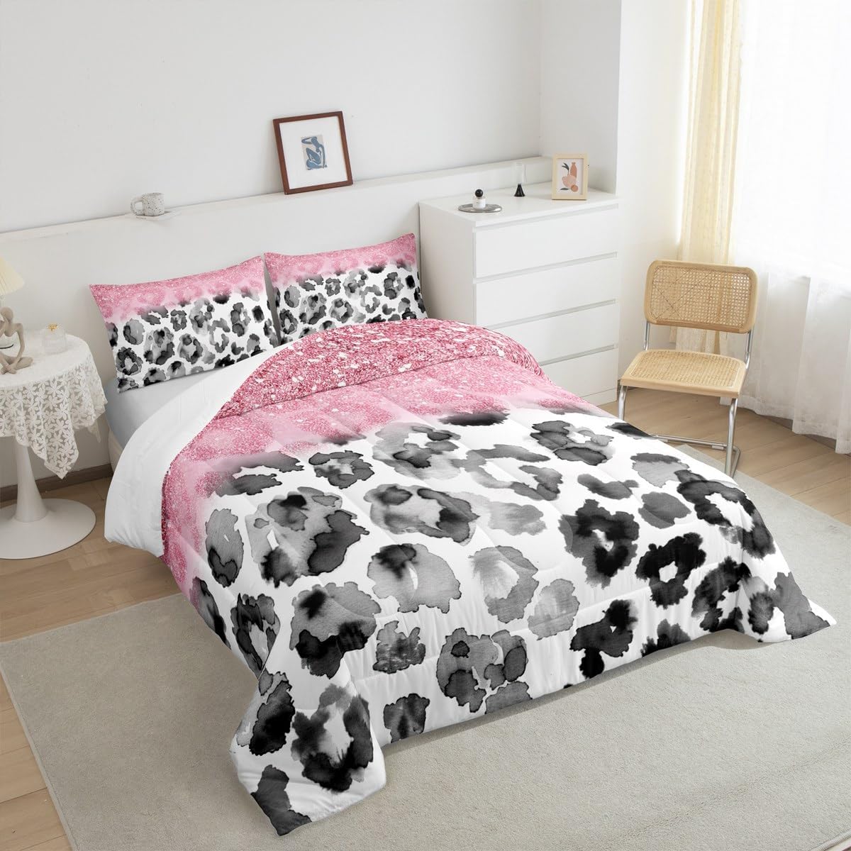 Leopard Print Comforter Set Full Size,Kids Girls Woman Feminine Room Decor,Pink Glitter Starry Romantic Down Comforter,Cheetah Skin Abstract Bedding Set,Fashion Glamorous Duvet Insert,2 Pillowcases