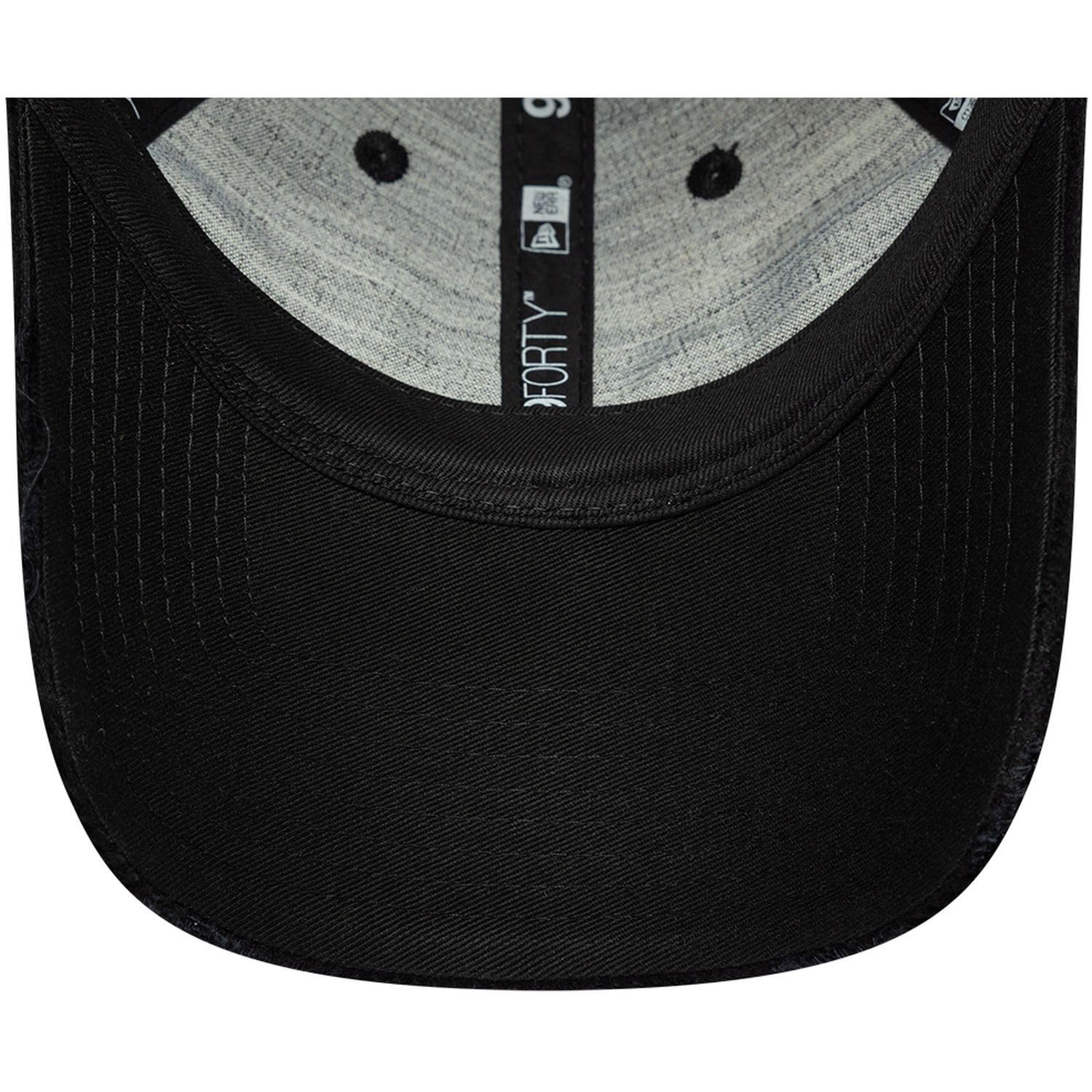New Era Distressed Cord 9Forty Cap Red Bull F1 Black