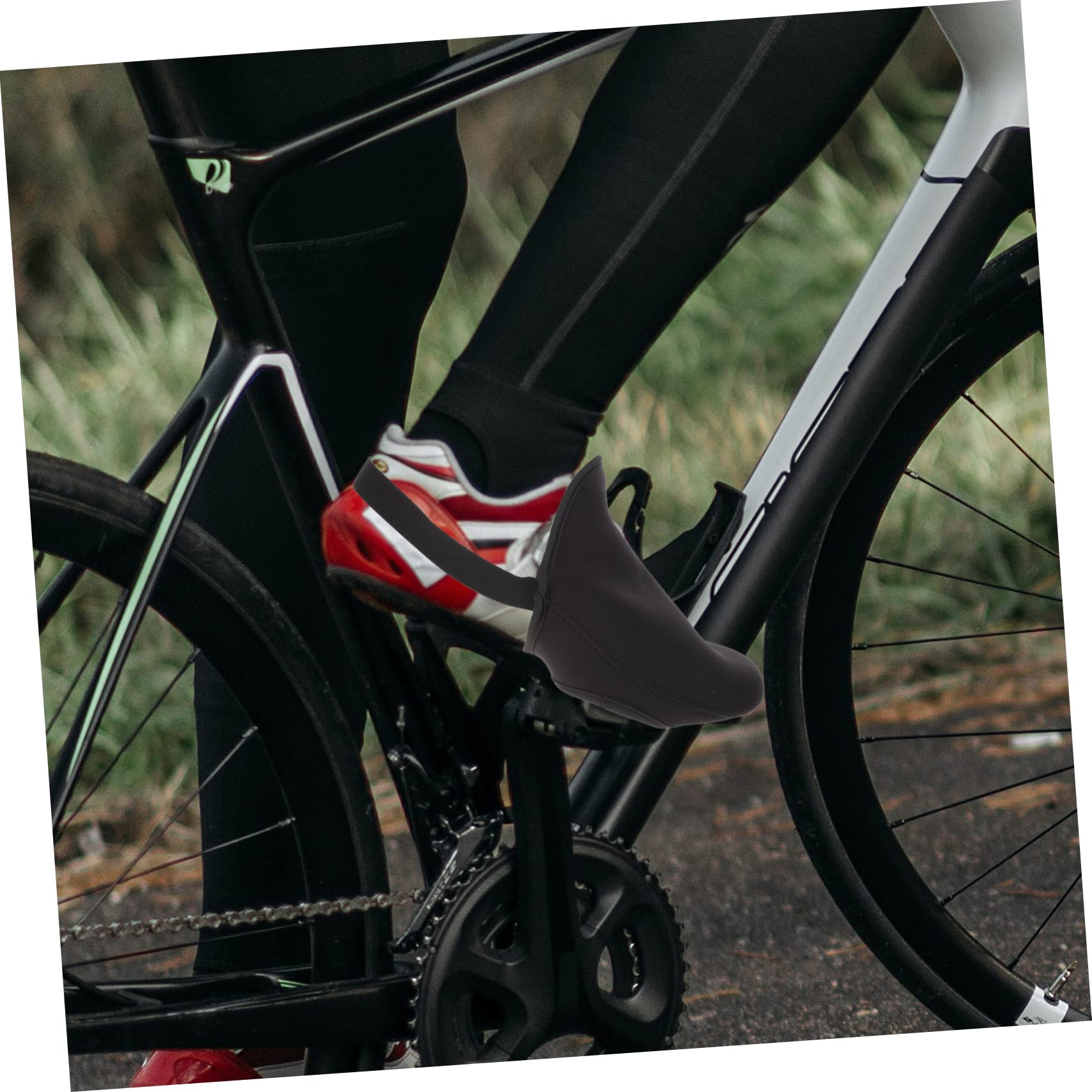 TOYANDONA Couvre-Chaussures Vélo Bowling Couvre-Chaussures Réfléchissants pour Protecteur Étanche Couvre-Chaussures D'intérieur Réutilisables Poignée Plus Chaud Black Néoprène