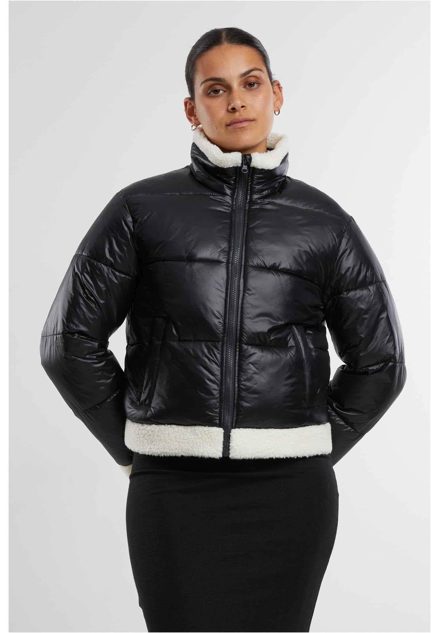 Urban Classics Tb7074-ladies Recycled Shiny Puffer Sherpa Jacket Vestes légères, Noir/Sable Blanc, 3XL Femmes