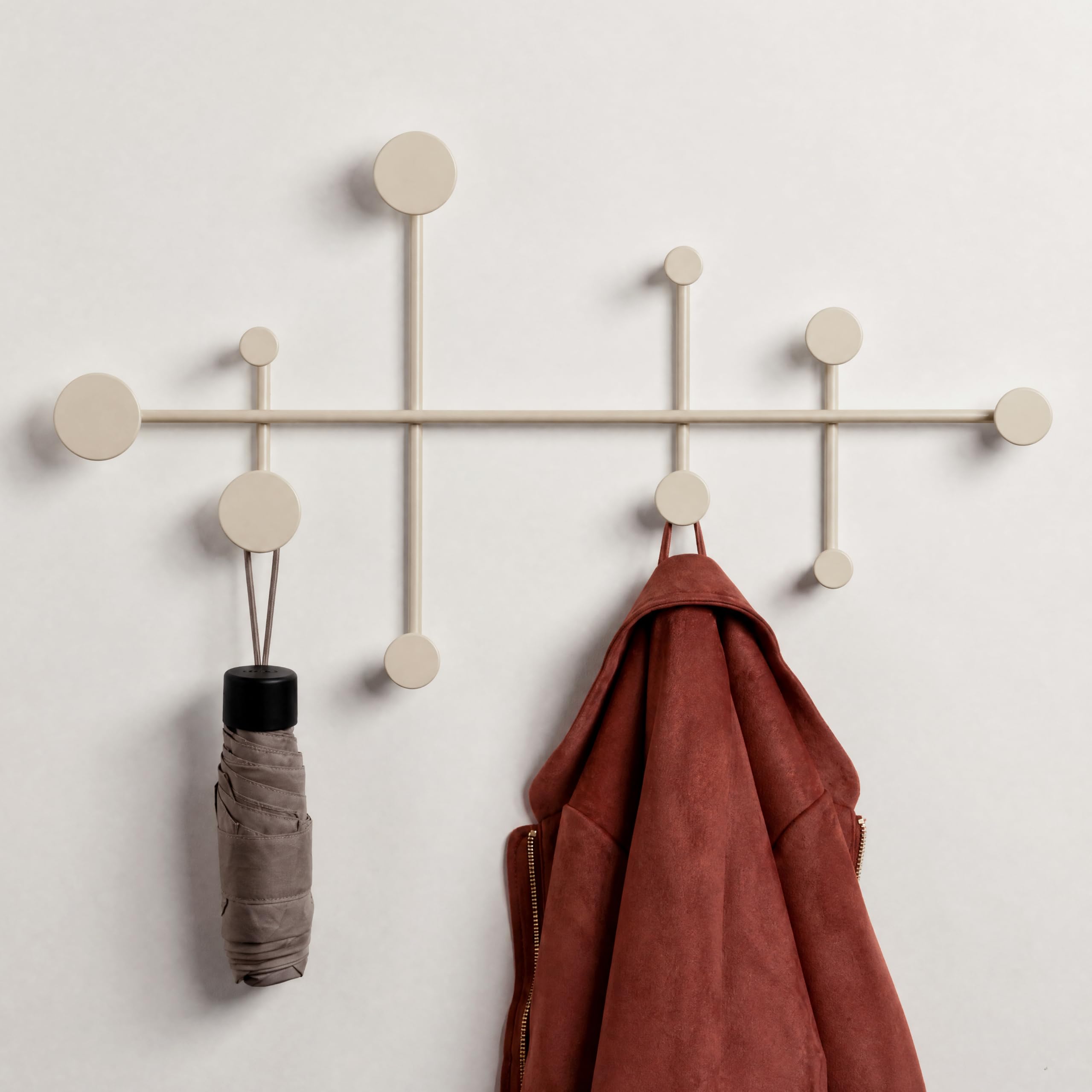 Kazai. Szafa ścienna "Sval", minimalistyczny design z Berlina, nowoczesny metalowy wieszak na ubrania / haczyki, taupe