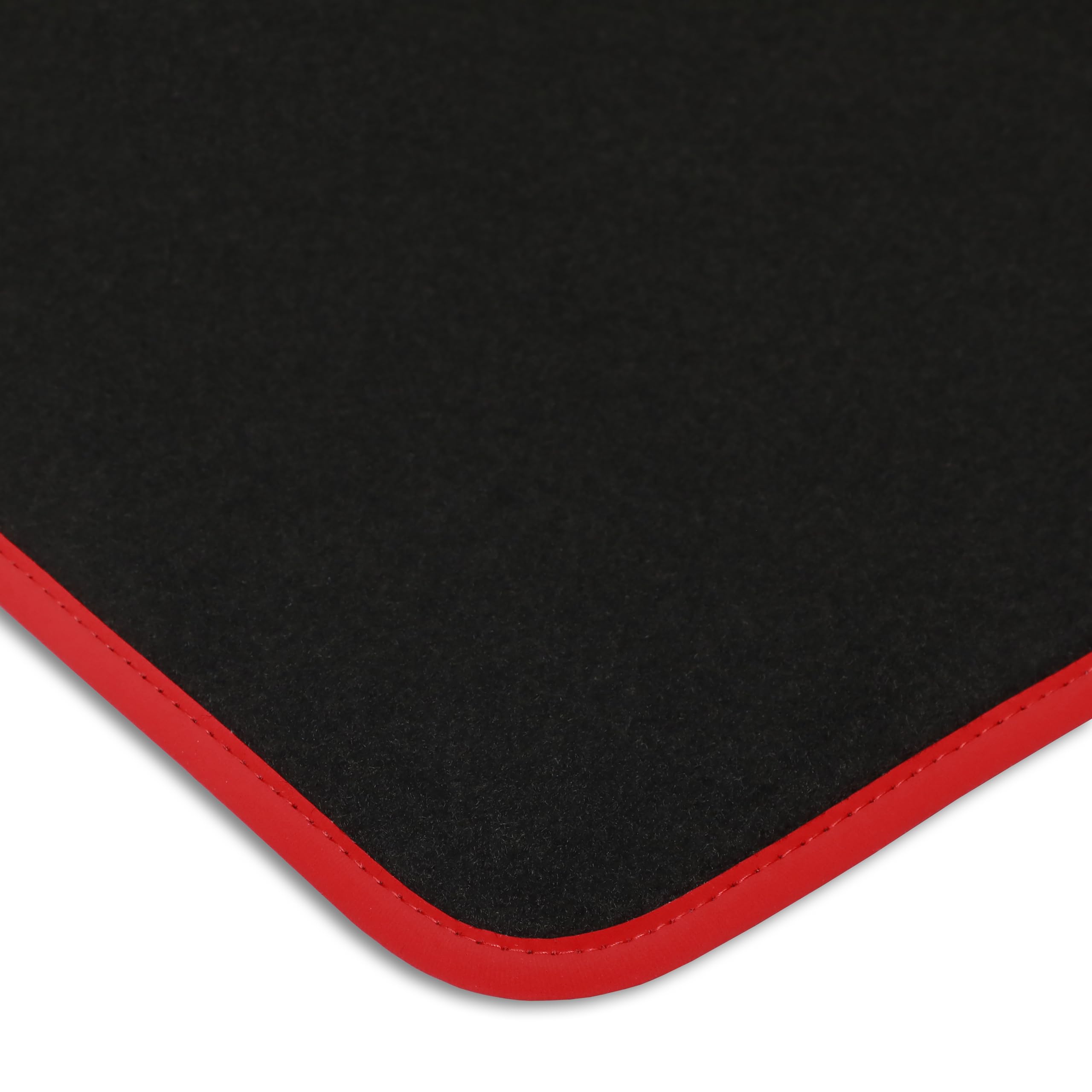 Tappetini compatibili con Alfa Romeo Giulietta, ricamo Giulietta bandiera Ita, kit tappetini auto personalizzati, set tappeti in moquette, bordo rosso