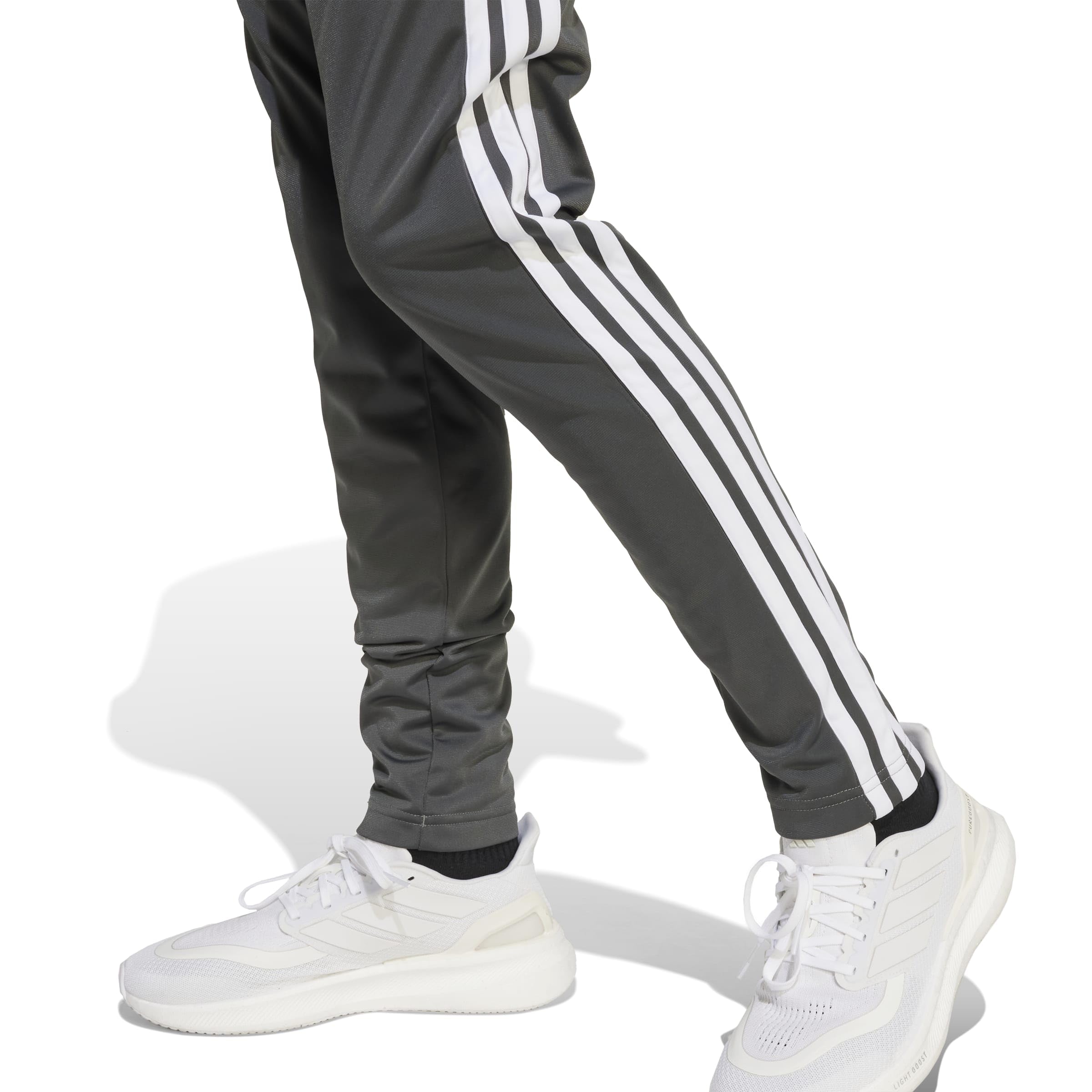 adidas Uniseks - dzieci Seasonal Essentials Tiberio 3 Stripes Tricot Track Suit, silver pebble/grey six/metal grey/white, 11-12 Years