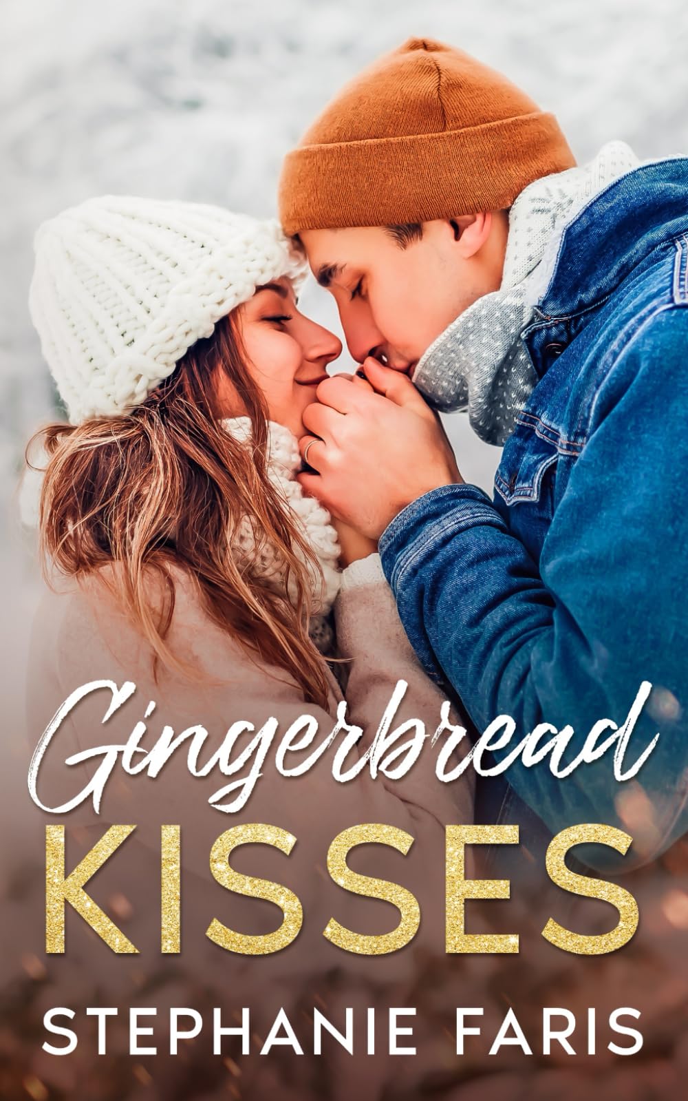 Gingerbread Kisses: A Sweet Small-Town Holiday Romance (Reindeer Ridge)
