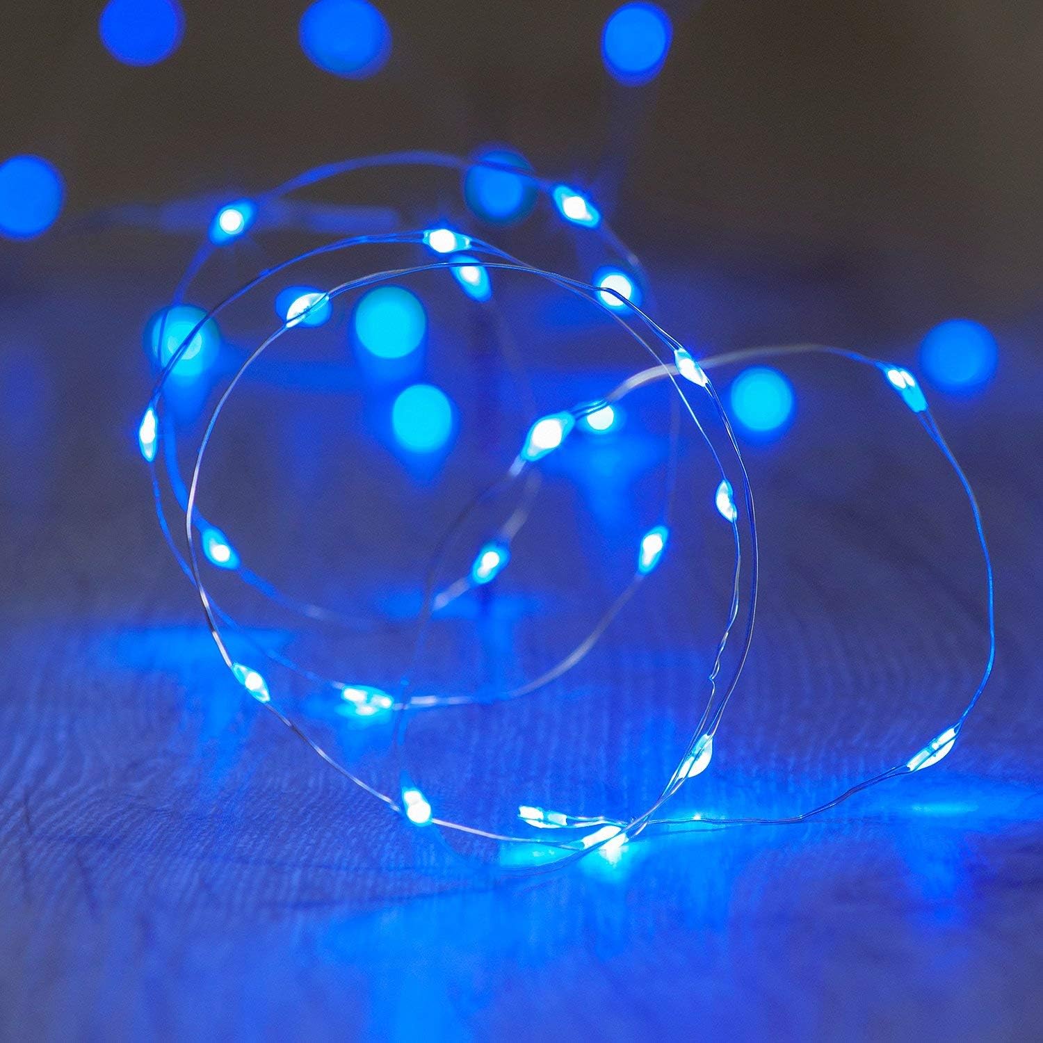 Lights4fun Battery Operated Fairy Lights with 20 Micro Blue LEDs on Silver Wire