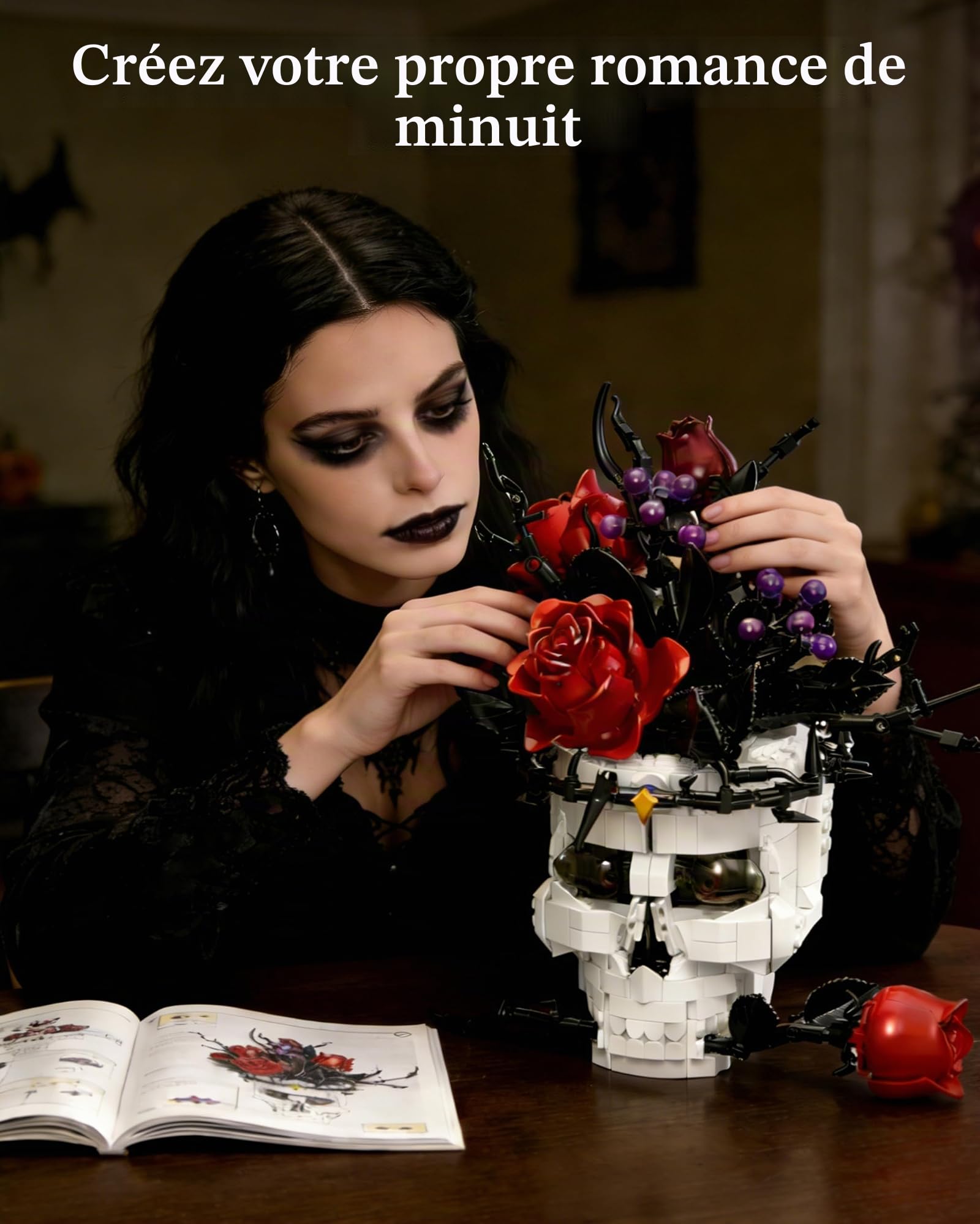 Kit de Construction Crâne Gothique avec Rose – Décoration Esthétique pour Adultes, Centre de Table Style Dark Academia, Compatible avec Fleurs Lego & Sets Horreur, Cadeau Halloween & Saint-Valentin