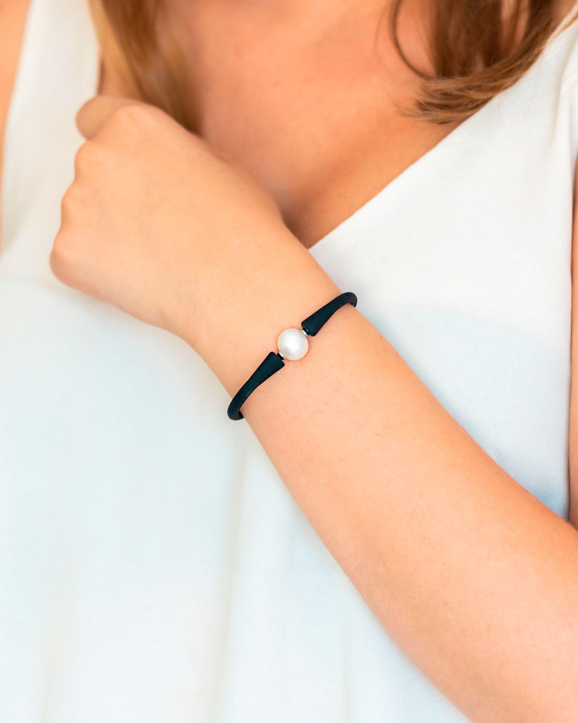 Secret & You Perlenarmband - Süßwasser-Zuchtperle 10,5 bis 11 mm und System zum Ändern der Perle mit einer anderen Farbe der eine oder andere Gem - Flexible Indian Rubber Band.