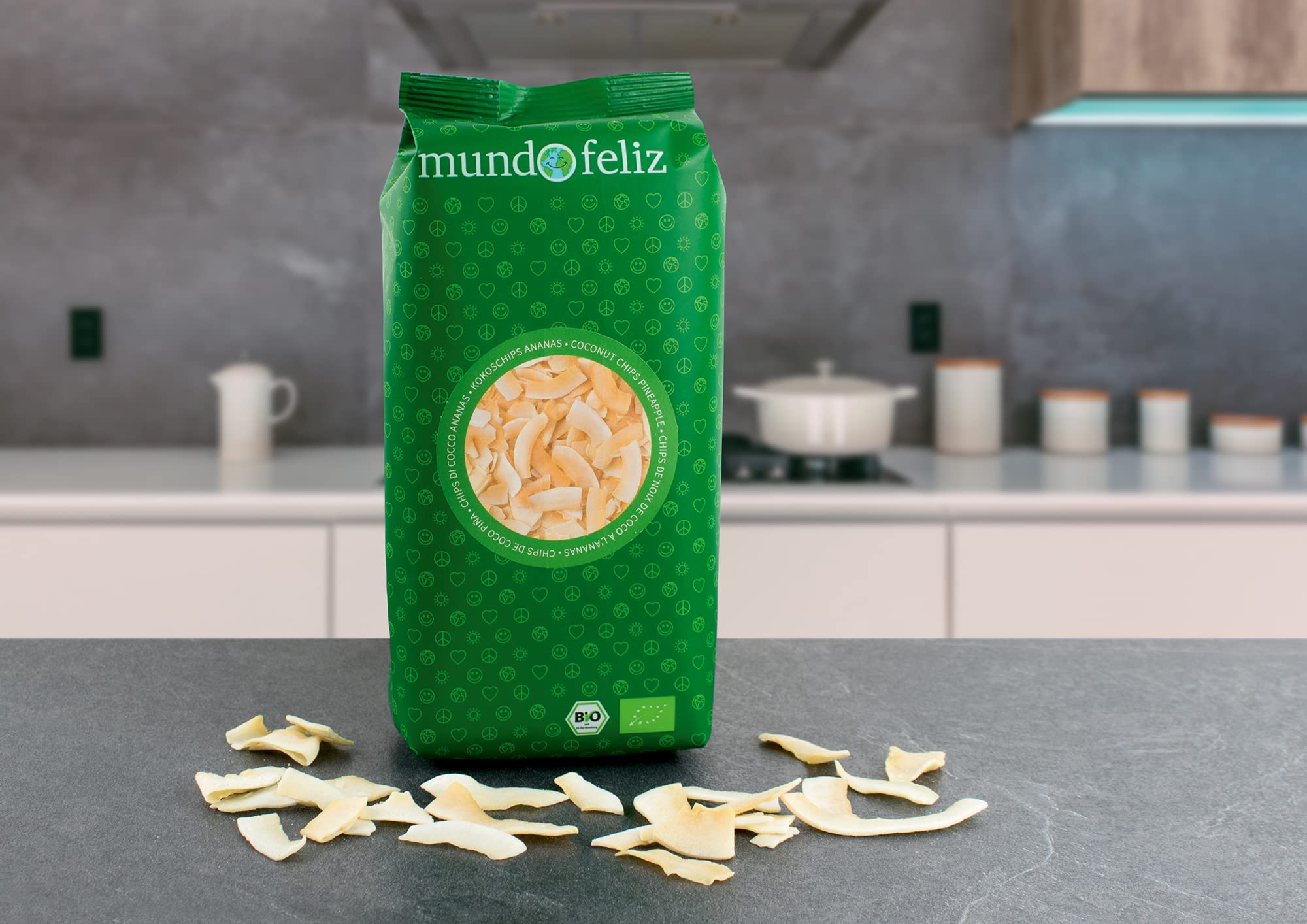 Mundo Feliz Chips de Coco Ecológicos, Tostados y Aromatizados con Exquisita Piña, 3 x 200 g
