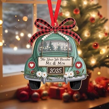 2025 The Year We Became Mr & Mrs Ornament, Newlywed Car Christmas Keepsake, Just Married Wedding Ornament for Couples, Personalized First Year Married Holiday Decor