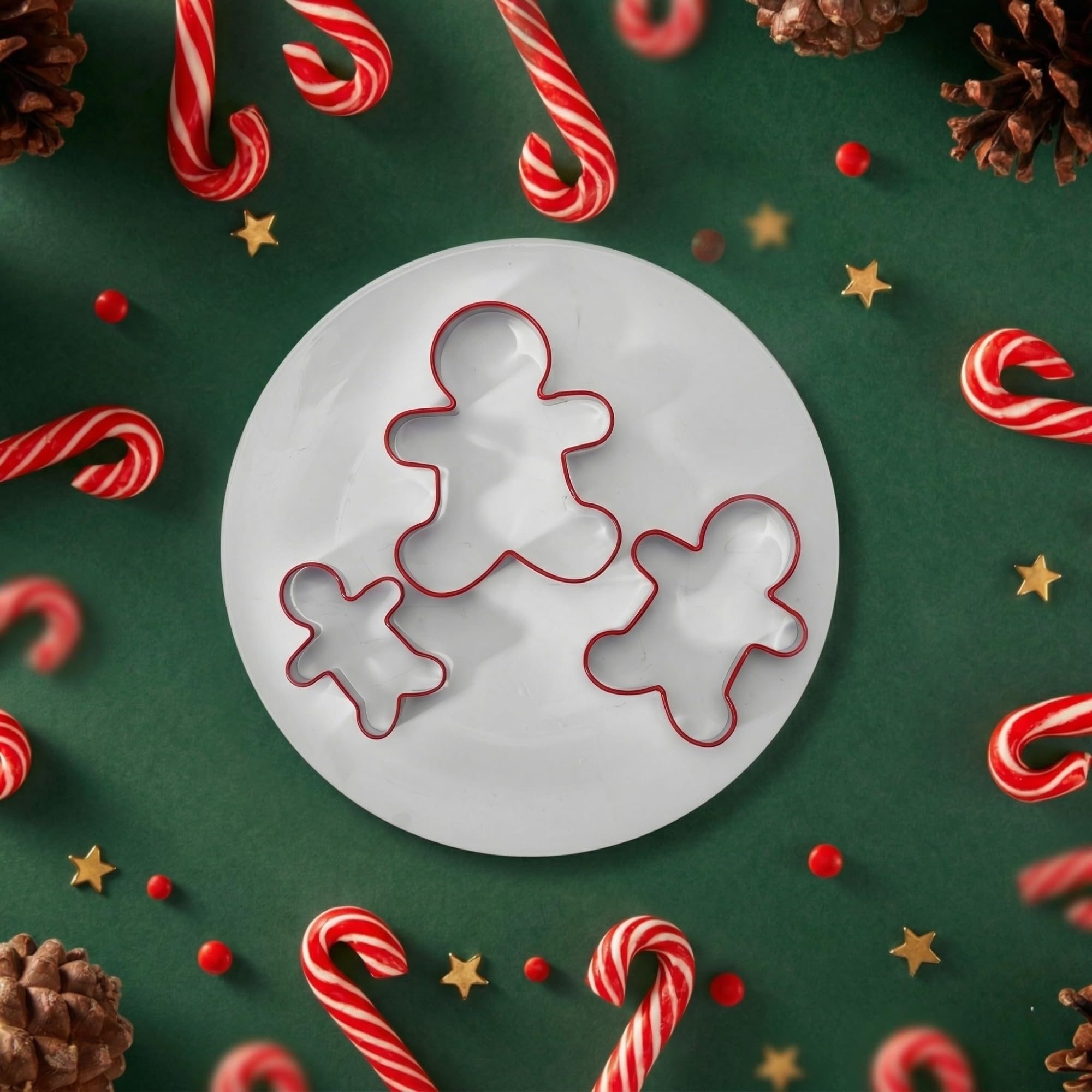 Calessier Gingerbread Adam Kurabiye Kalıbı 3’lü Set, Silikon Kaplı Güvenli Kenar, Paslanmaz Çelik Dayanıklı Kesim Aparatı, Kolay Temizlenir, Kurabiye Şekillendirme İçin Ev Tipi Pasta Hamur Kalıbı