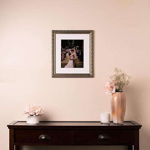 Miniatura 2 de ArtToFrames Marco de fotos de madera de color plata envejecida y con cuentas de 24 x 36 pulgadas