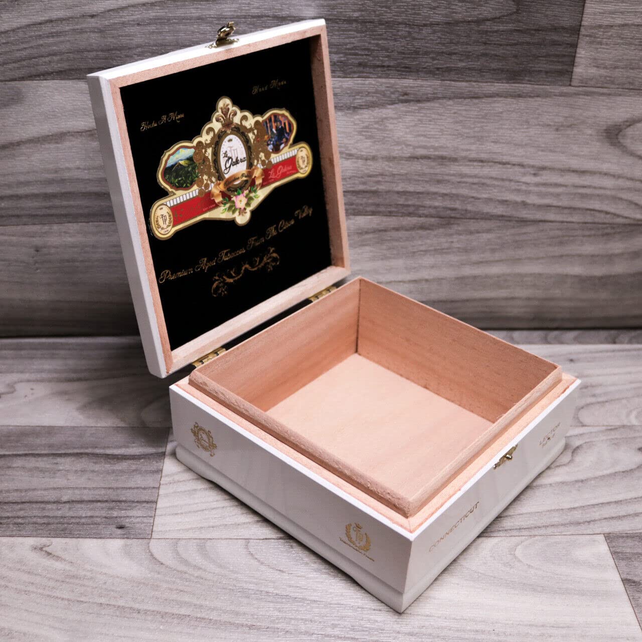 La Galera シガーボックス 20本用 Amazon.com: La Galera Connecticut Lector Empty Wood Cigar Box 7.25