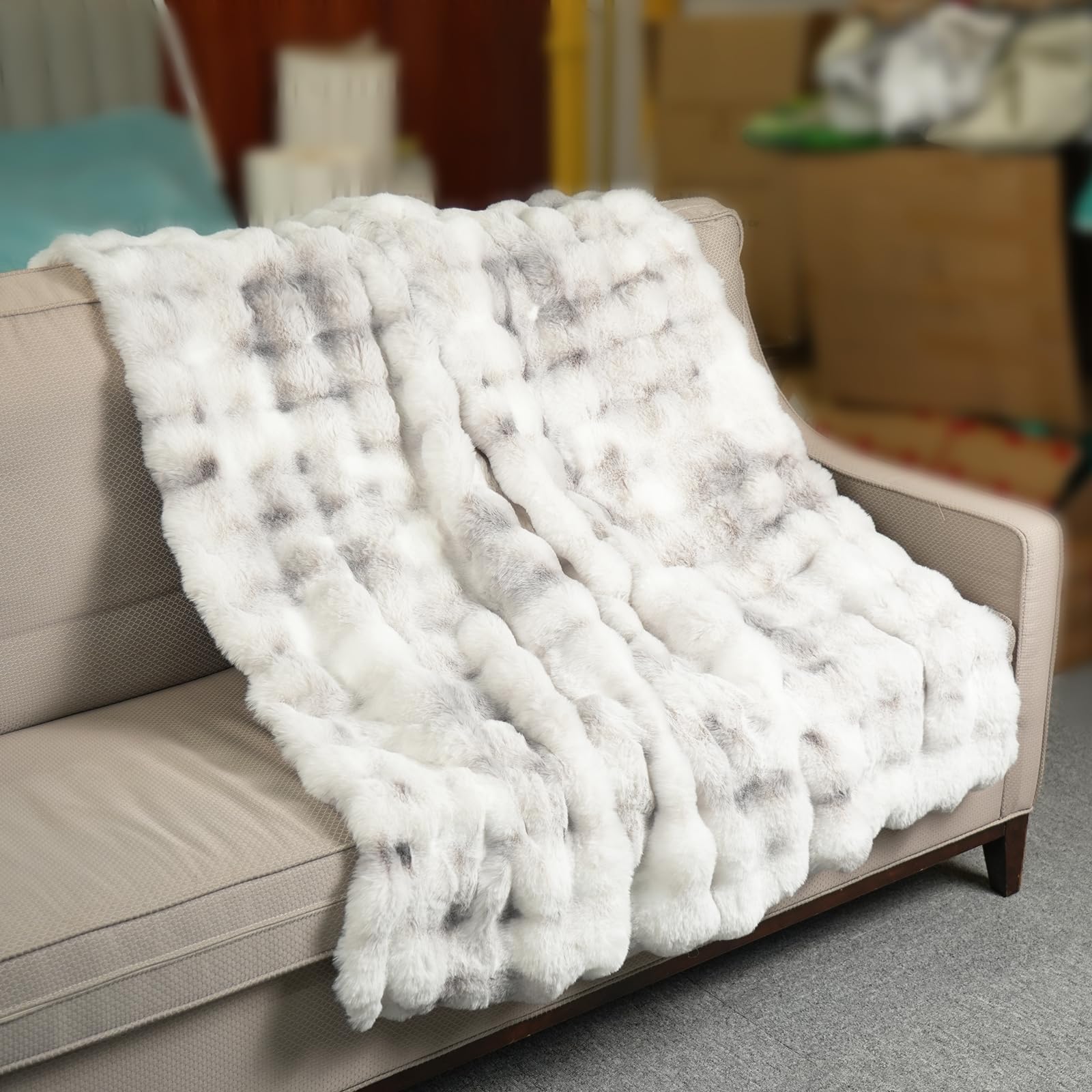 DREAMLANDING Manta reversible de lujo de piel sintética de conejo de peluche Sherpa, suave, cálida, cómoda y mullida para cama, sofá, decoración del hogar (gris tie-dye, 150 x 200 cm)