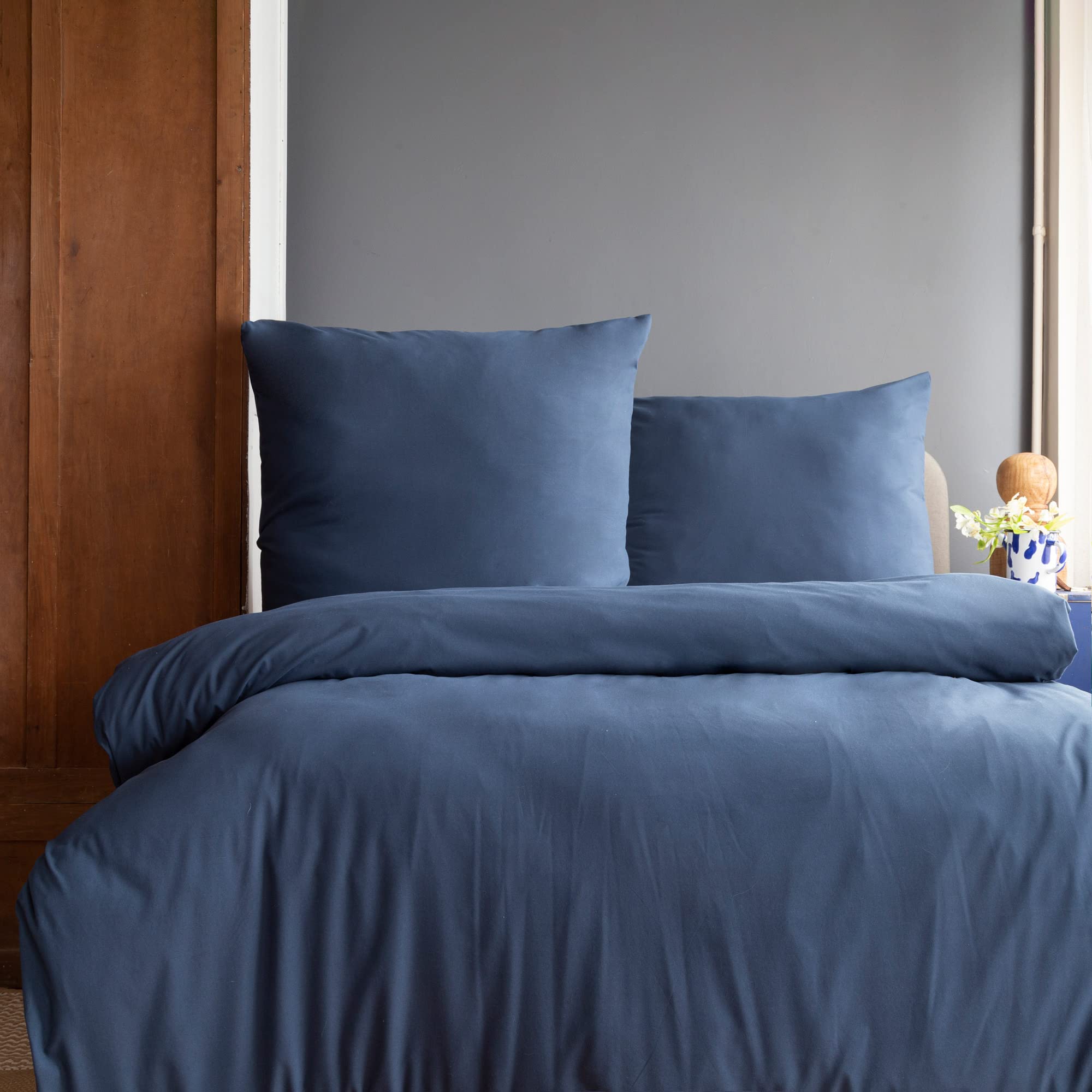 Komfortec Premium Super Soft Bed Linen 2-Piece 155 x 220 cm Duvet Cover + 80 x 80 cm Pillowcases Brushed 100% Microfibre Blue