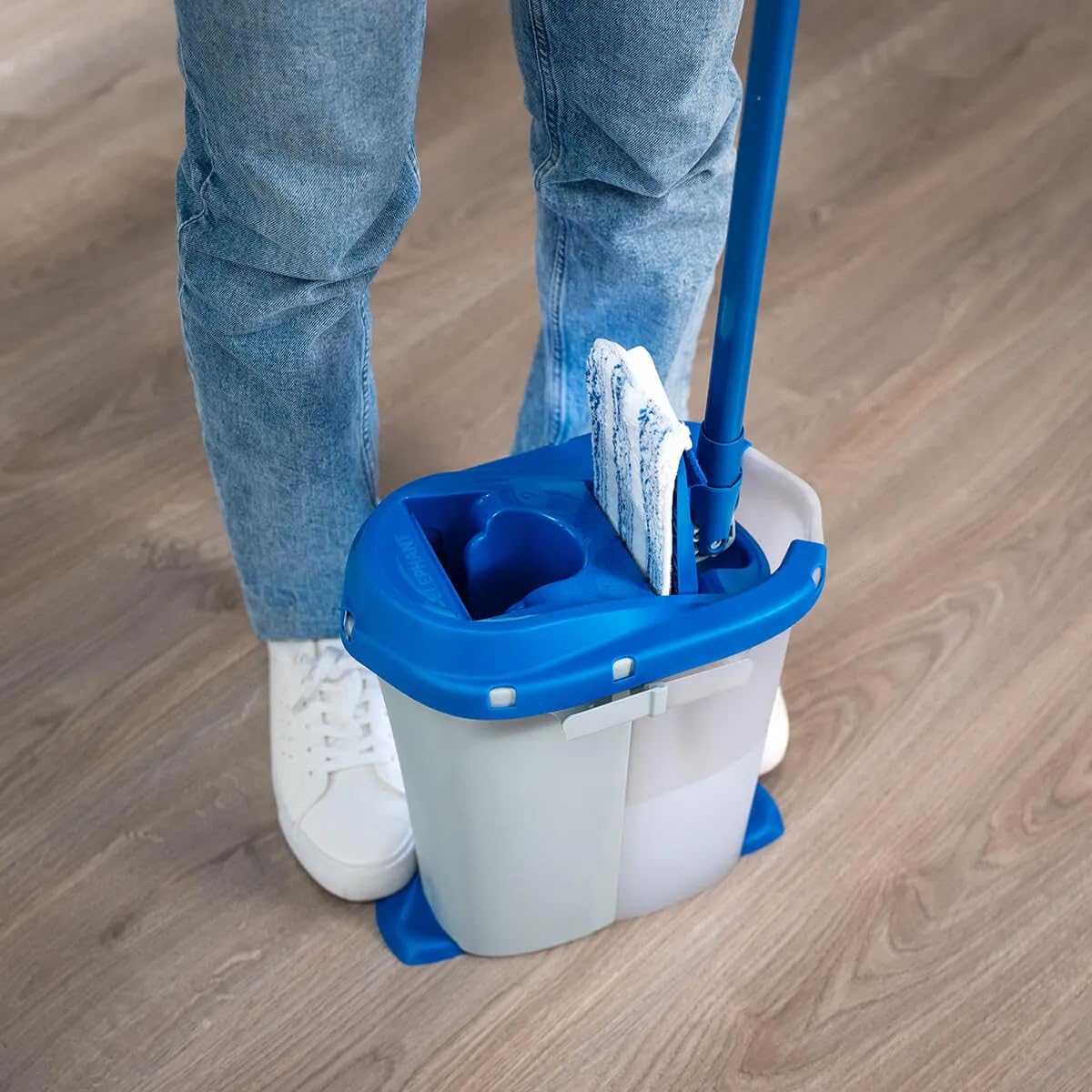 Éléphant — Kit de Lavage Multipratic Duo | Seau Double Compartiment + Balai Plat + 2 Housses Microfibre | Sols jusqu'à 50 m² | Fabriqué en France | 85% Plastique Recyclé
