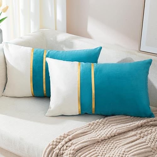 ZLINA Juego de 2 fundas de almohada lumbares decorativas de terciopelo azul lago y blanco con retazos de cuero dorado de 12 x 20 pulgadas, fundas de