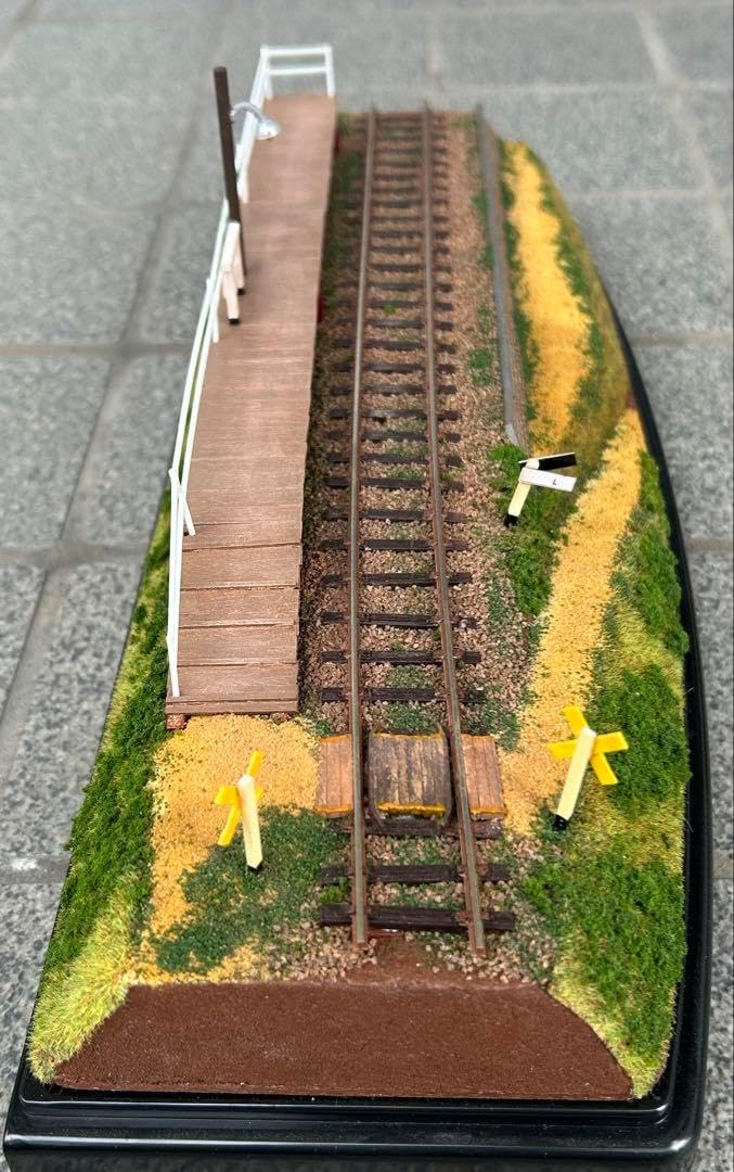 HOゲージジオラマ56仮乗降場のある風景アクリルケース付 プラモデル 昭和の