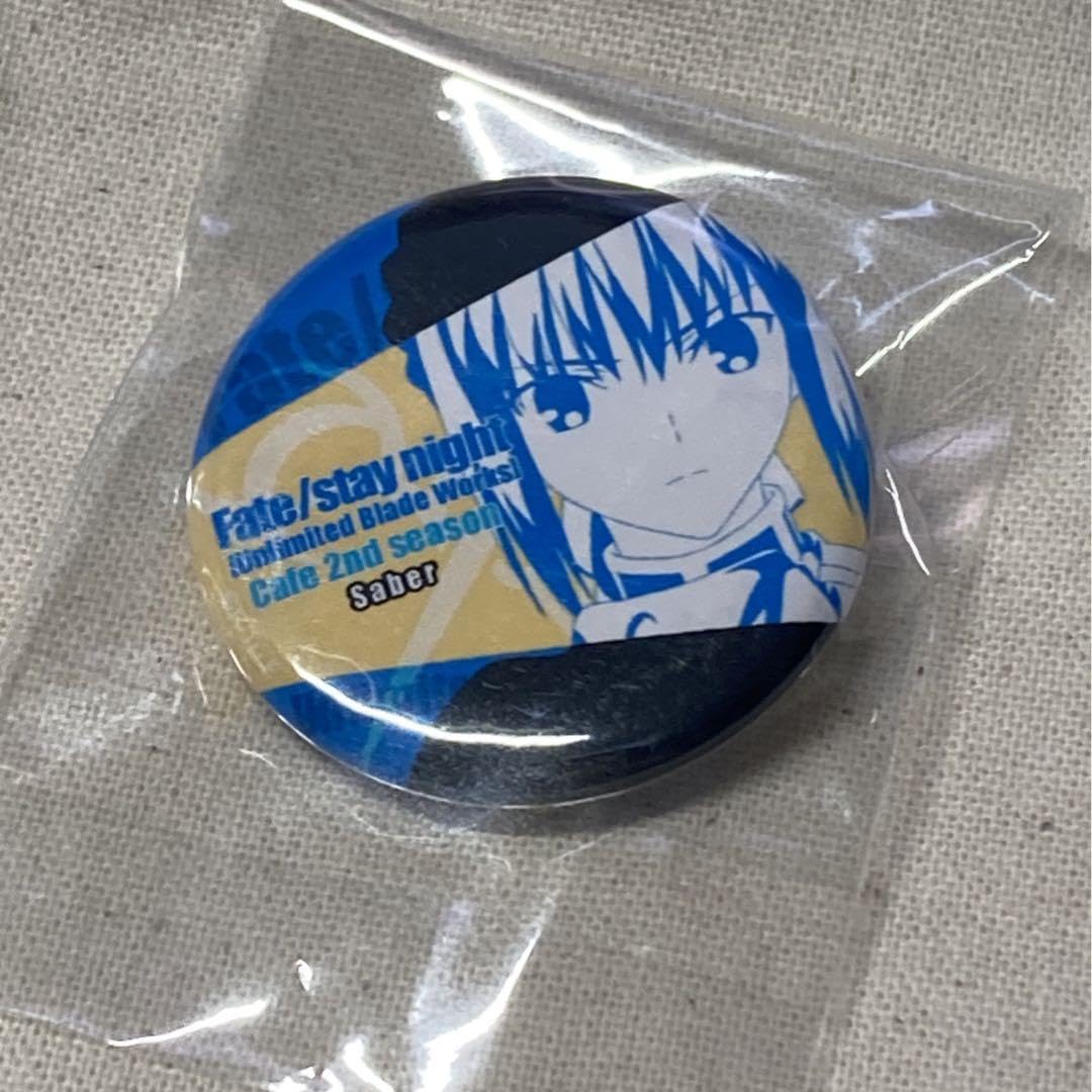Amazon.co.jp: ufotable cafe fate staynight 缶バッジ セイバー