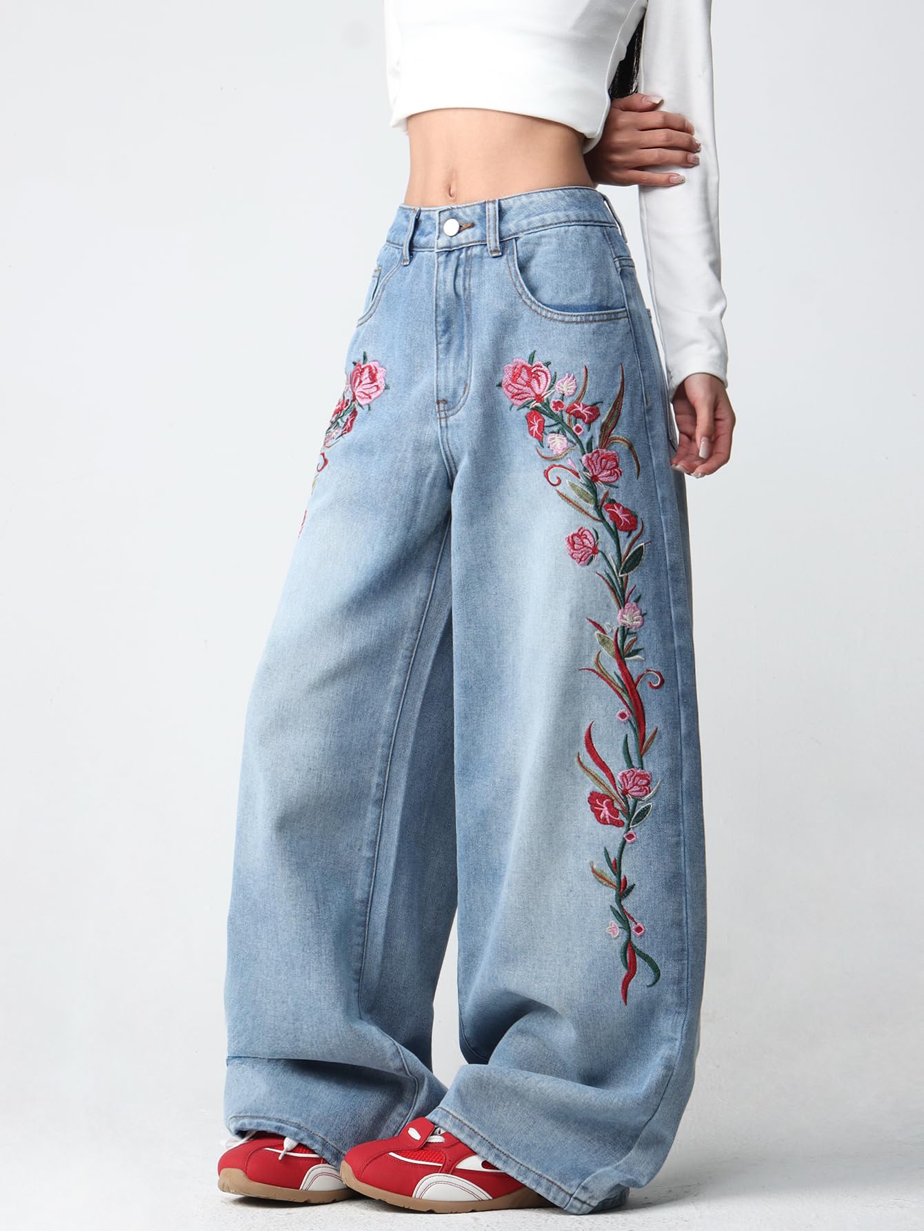 Weit geschnittene Damen Baggy Jeans mit Blumenstickerei | Lässige Jeans im entspannten Schnitt, 5 Taschen, Skater-Streetwear, stylisch, Y2K-Hose (2000er), lockere Passform, Hip-Hop