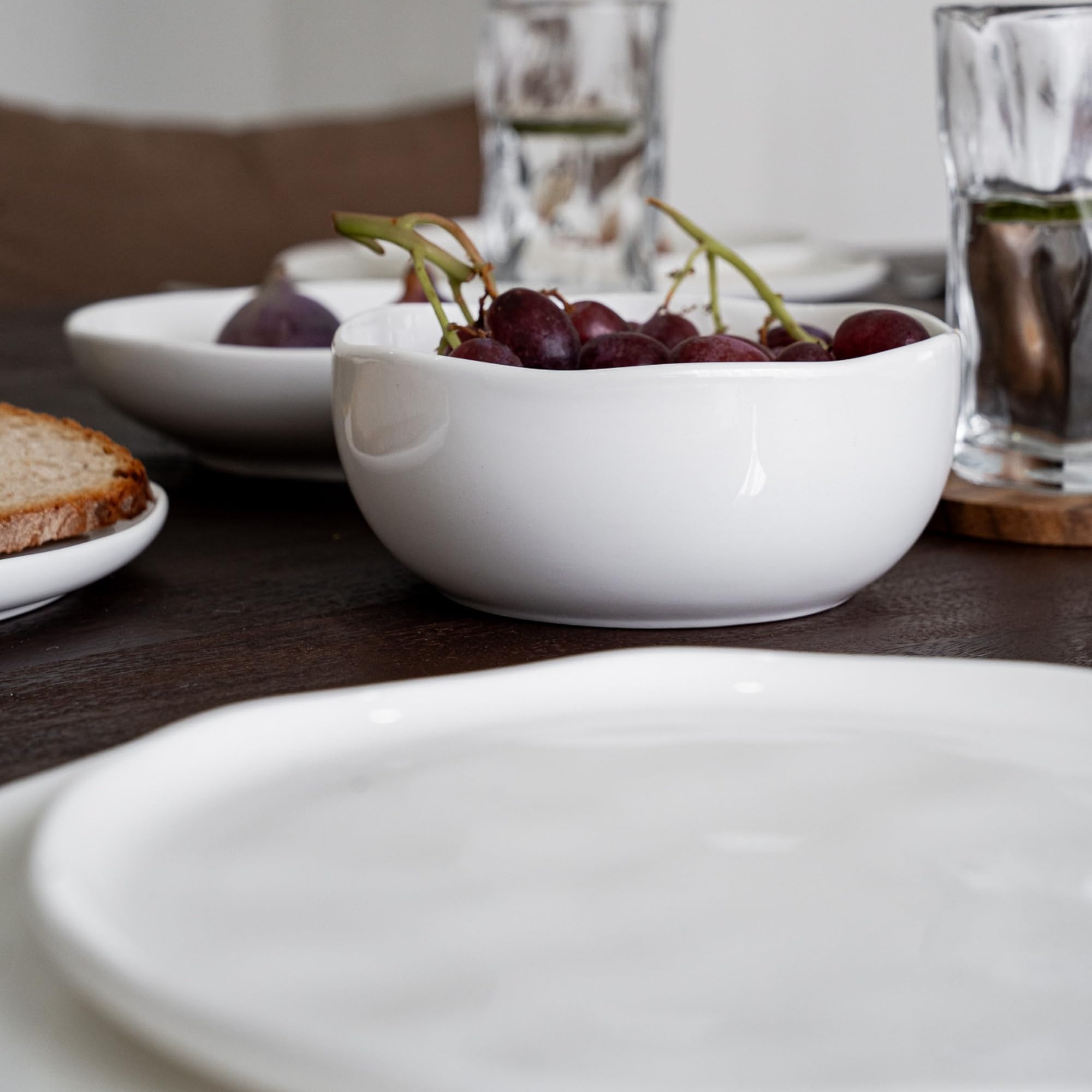 Zoha Perlemor Geschirrset 12 Personen – modernes Tafelservice 48-teilig – stilvolles Porzellan Geschirrset 12 Personen - Teller-Set im skandinavischen Look – spülmaschinengeeignet & mikrowellenfest