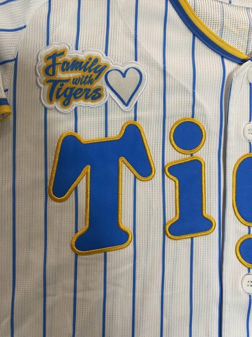 Amazon.co.jp: 阪神タイガース ユニフォーム family青Lサイズお