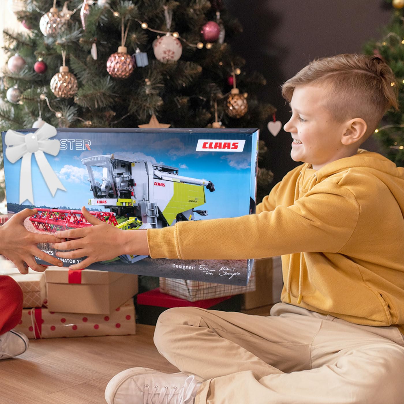 JAMARA 402873 CADA Claas Dominator 370 Briques 1:18 2,4 GHz, Agriculture pour Enfants à partir de 14 Ans, Technologie RC pour garçons, Jouet télécommandé, idée Cadeau pour Enfants, Double Mode