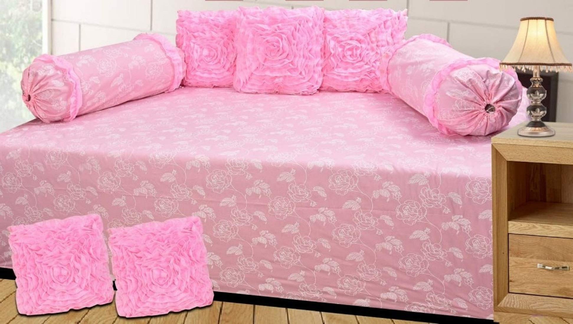 24x7 Home Store Diwan Set