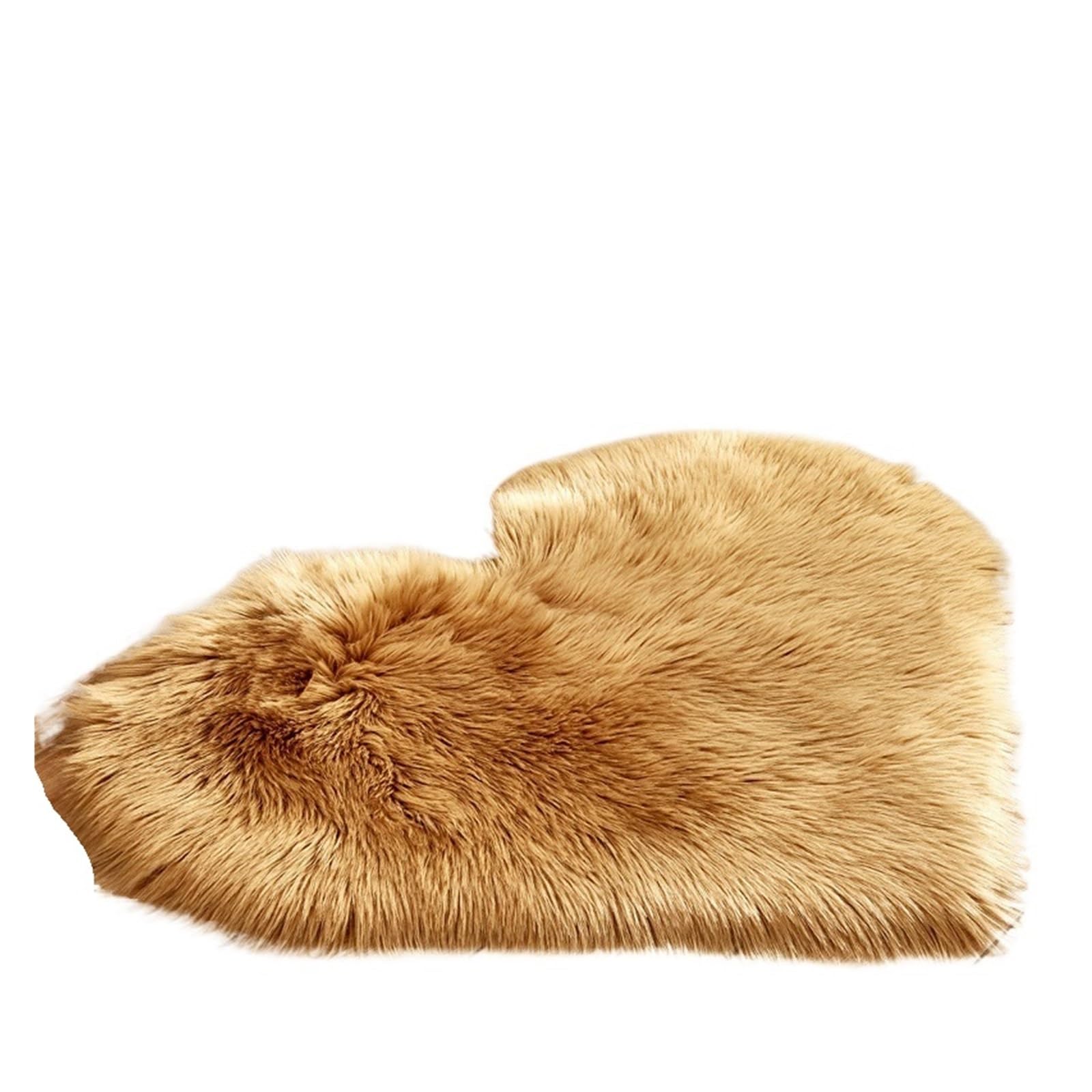 Tapis cœur poil long kaki pour réchauffer le sol froid de la chambre