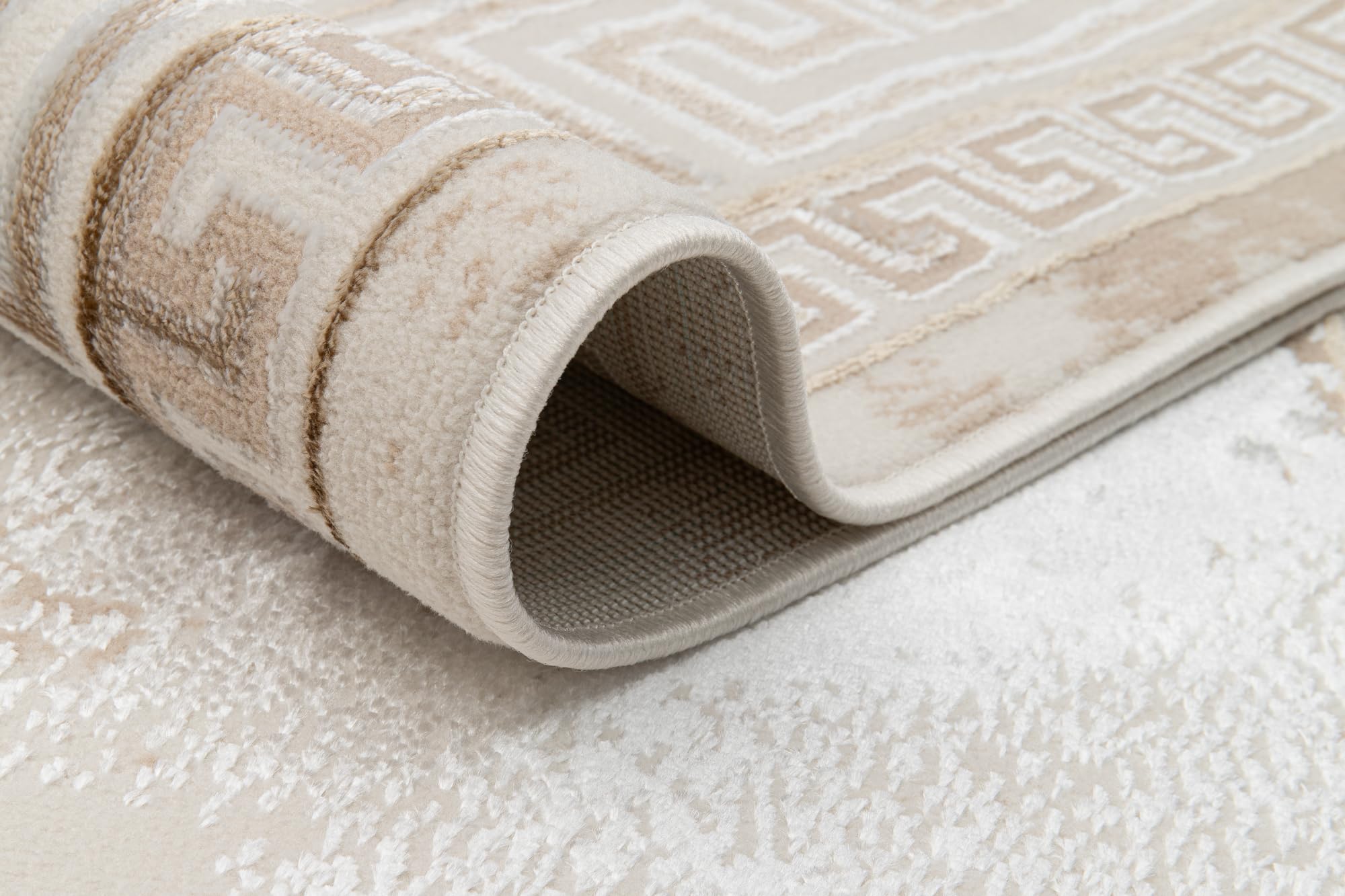 TAPISO Ares Tapis Poils Courts Design Traditionnel Vintage Beige Tacheté Bordure Effet 3D Brillant Doux Tapis Salon Chambre Oeko-TEX Résistant 140 x 200 cm