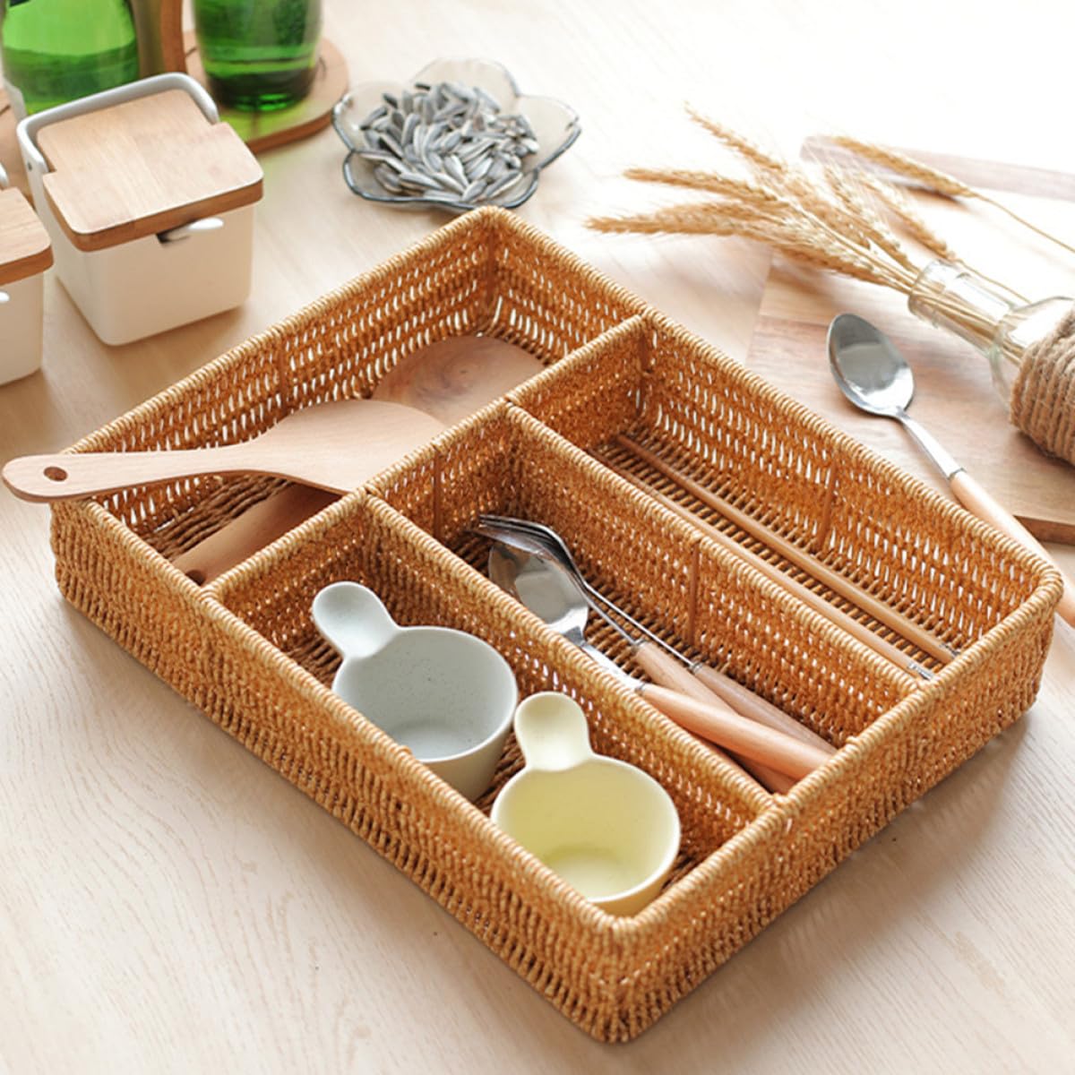 Kaki - Cesta de almacenamiento de plástico, elegante organizador tejido para llaves, cubiertos y artículos esenciales para el hogar, solución de almacenamiento multiusos para cajones y decoración