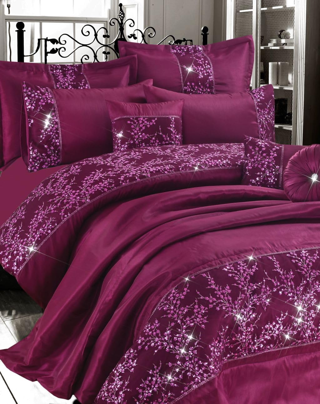 Luxurious Embroidered Gigi Duvet Quilt Cover Bedding Set with Matching Pillowcases, Bedspread Throw with Pillow shams & Filled Cushion Bedroom Linen Set (Plum, Double Duvet Cover Set)
