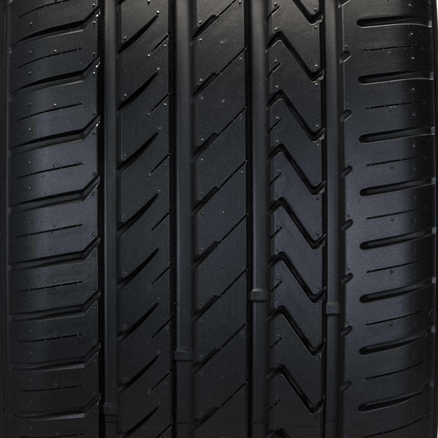 Tire 265/40R20 104Y fits LX-TWENTY Lexanilxst202040040 High Performance Summer Performance 320AA Black Side Wall