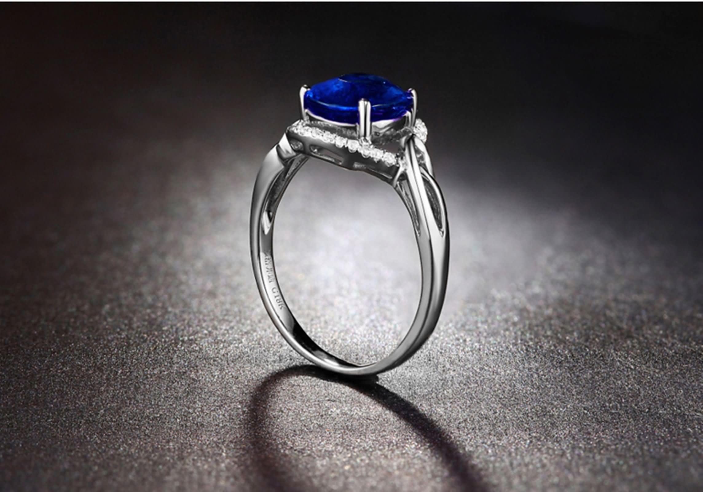 Anelli Fidanzamento di Oro Bianco Donna 9K / 14K / 18K, 4 Griffe Ovale con Zaffiro Sintetico e Moissanite, Donna Anello in Blu Argento Eternity