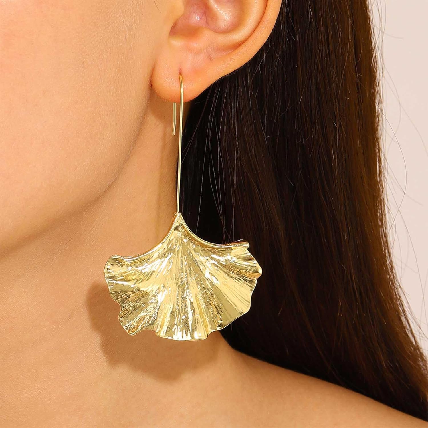 Boho Exaggerate Leaf Dangle Earrings Vintage Ginkgo Leaf Hook Earrings Gold Tree Leaf Earrings Personalized Autumn Leaf Drop Earrings Jewelry for Women - Image 2