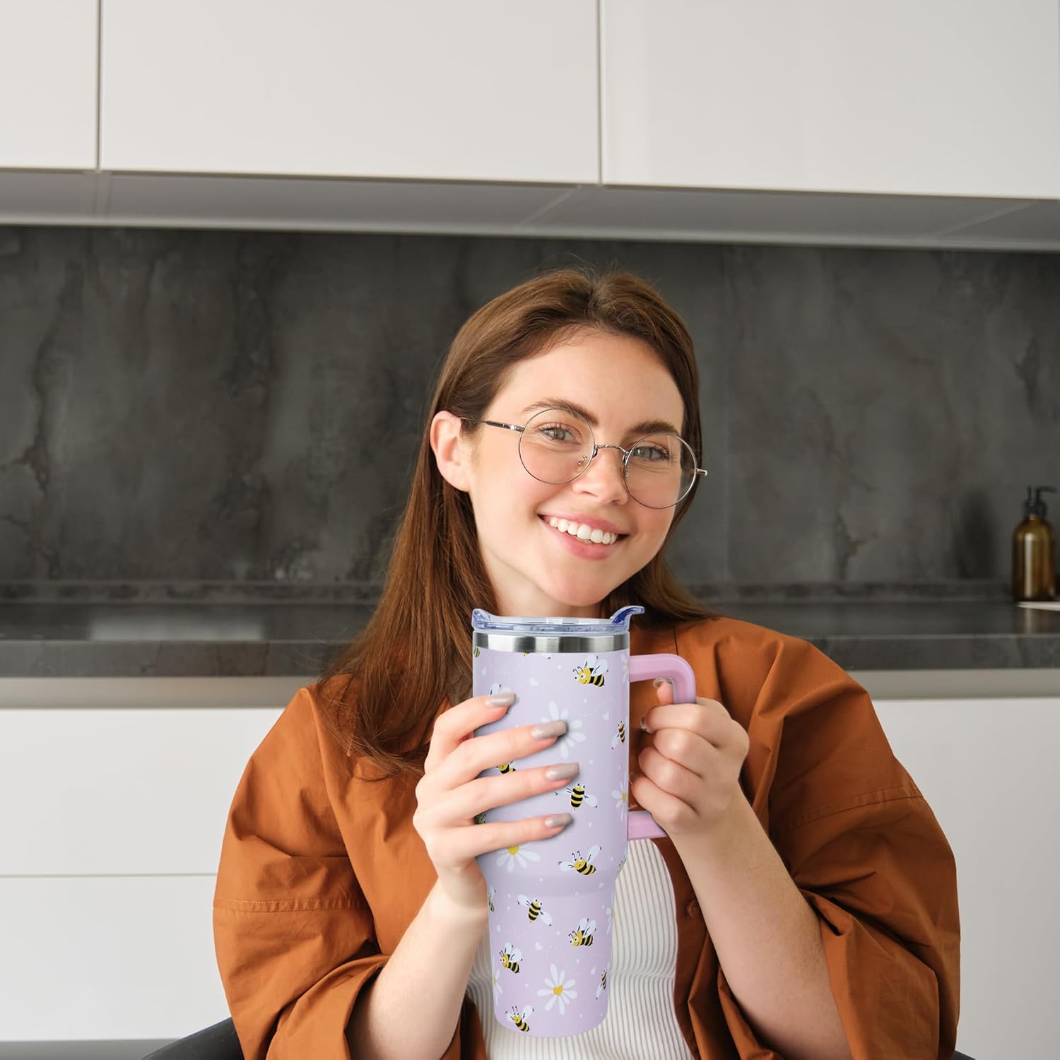 40 oz Cute Daisy Bee Tumbler with Handle and Straw, Stainless Steel Insulated Cup with Lid and Straw, Travel Mug Water Bottle, Gifts for Women - Image 7