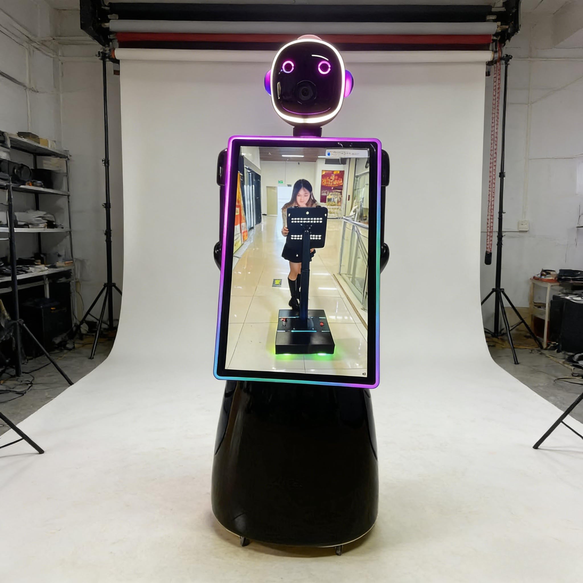 LED付きロボットディスプレイモデル Amazon.co.jp: ロボットカメラマン - マルチモーダルビジョンと