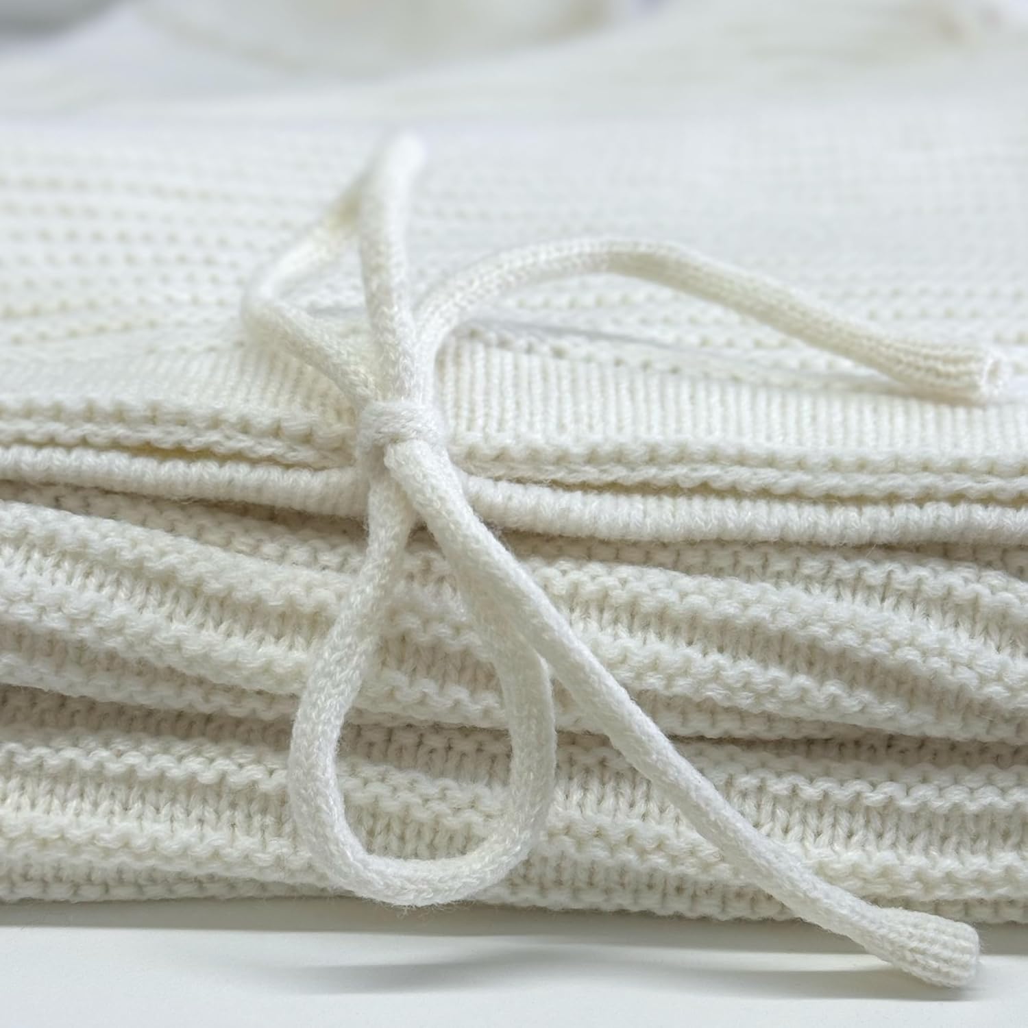 48-Inch Ruffled Sweater Knit Christmas Tree Skirt with Lace Ties, Cream White