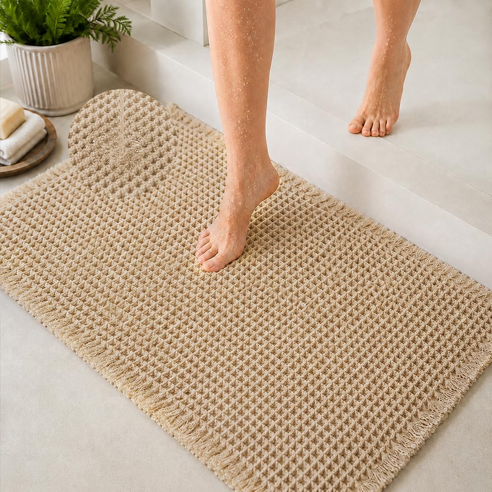 DUJUIKE Non-Slip Bath Mat 40 x 60 cm, Ultra Soft Waffle Weave Microfiber Bathroom Mat, Super Absorbent & Quick Dry, Rubber Backed, Machine Washable for Bathroom, Shower, Kitchen, Doormat - Brown