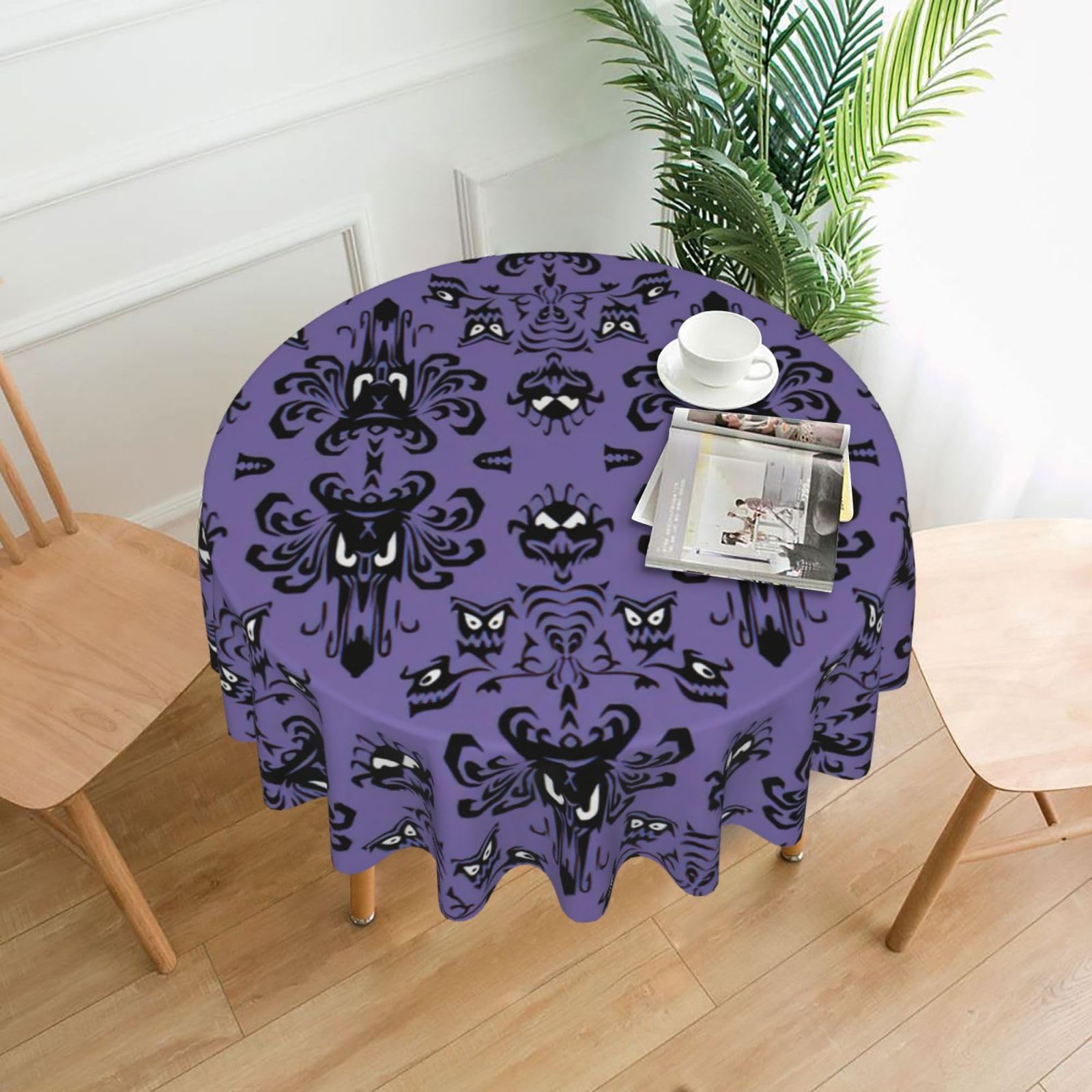 Uusnwaa Horror Pattern On Purple Background Print Round Tablecloth 60 Inch, Stain Wrinkle Resistant Washable Polyester Table Cover For Kitchen Party
