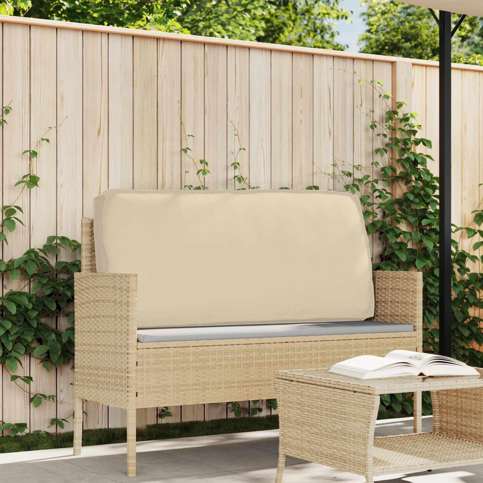 Coussin beige imperméable 120x60x12 cm pour retrouver le plaisir de se détendre au jardin