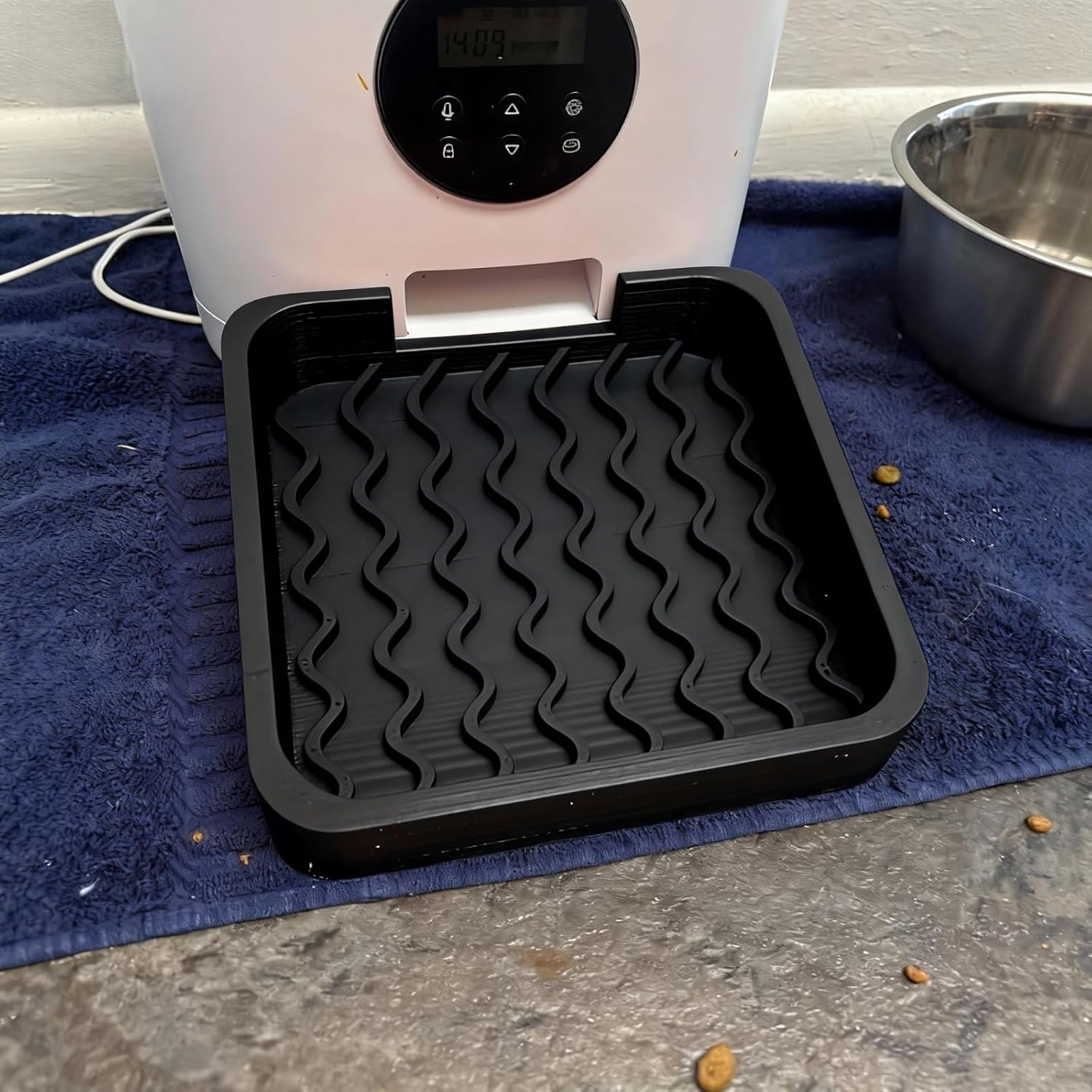 Slow Feeder Cat Bowl Compatible with Petlibro Automatic Cat Feeder, Anti-Vomit Dish, Slows Down Eating (Black)