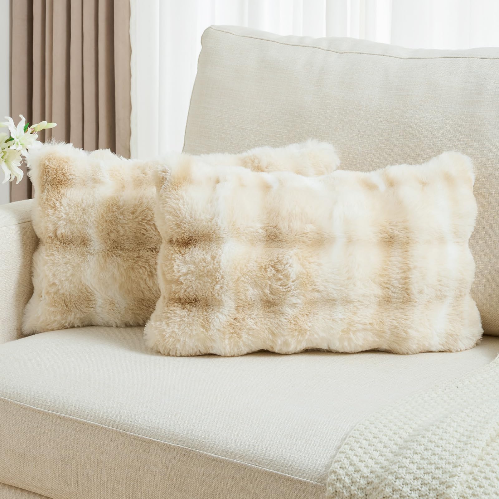 FUTEI Set of 2 Fluffy Faux Rabbit Fur Cushion Covers 30 x 50 cm,Beige White