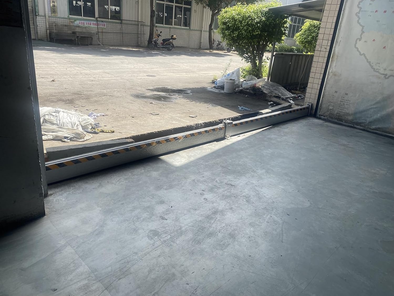 Barrière anti-inondation amovible en aluminium pour porte de garage et cour