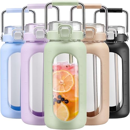 BLUEGO Botella de agua de vidrio de 64 onzas, botellas de agua con mango de acero inoxidable y popote, botella de agua motivacional de medio galón