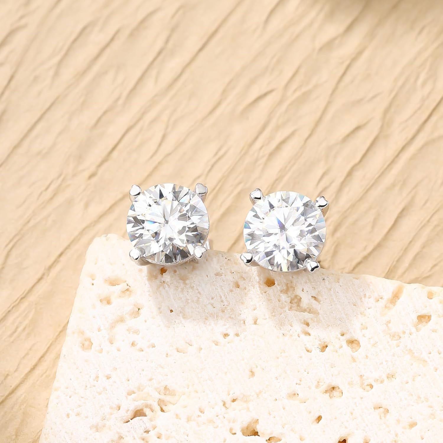 BREN Moissanite Stud Earrings, 0.2-3ct Round Lab Grown Imitation Diamond Earrings for Women & Men - 18K White Gold Plated 925 Sterling Silver