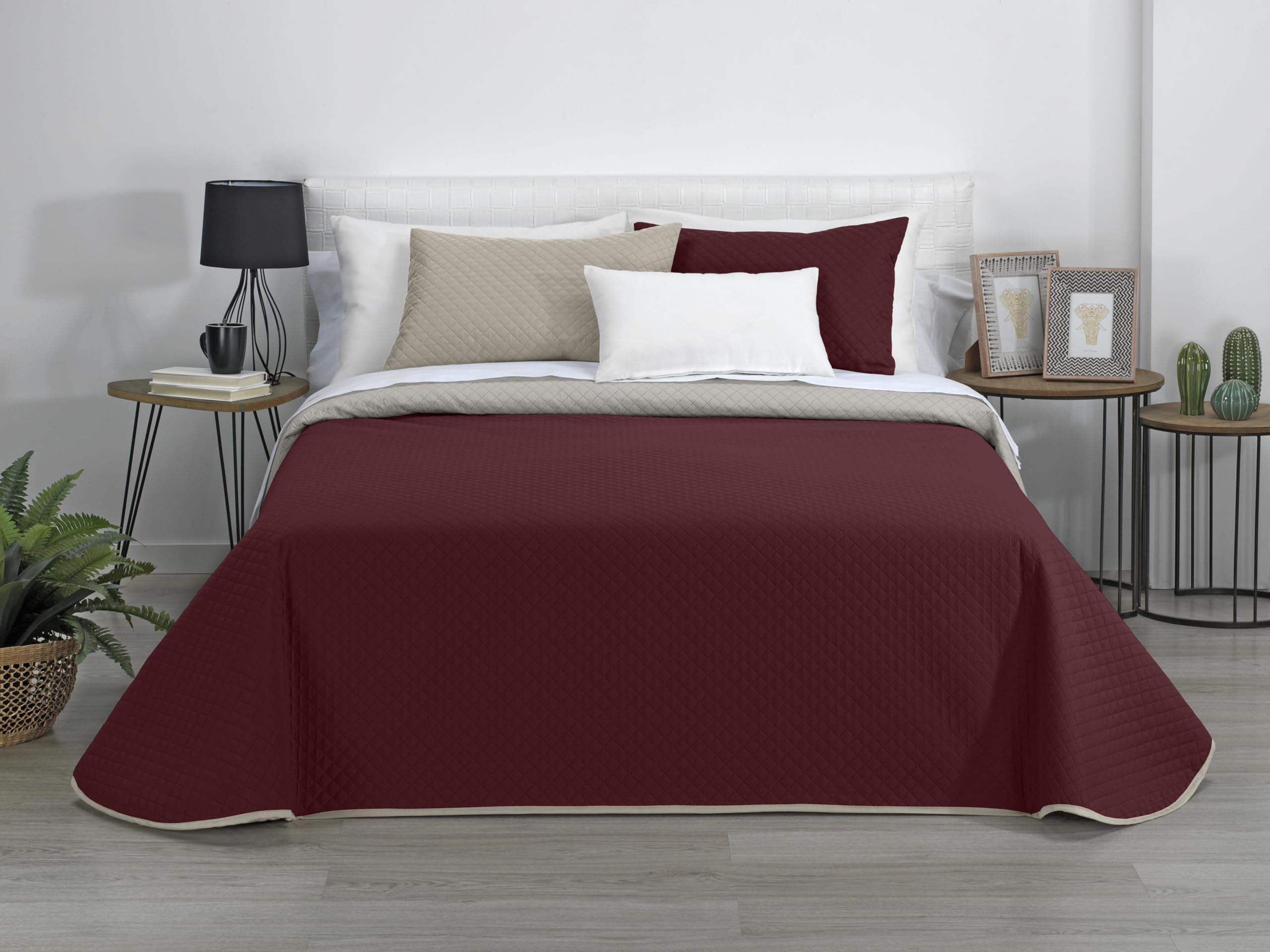 Estoralis - AVA | Colcha boutí Reversible | Primavera-Verano-otoño-Invierno 100% Microfibra Extra Suave. | Gris/Rojo | Cama 140/150/160 cm. (250 x 270 cm. AnchoxAlto) | Colcha Multiusos.