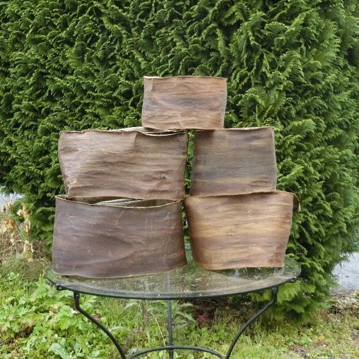 胡桃 くるみ クルミ 皮 割引 樹皮 約2kg 胡桃 くるみ クルミ 皮 樹皮 約2kg